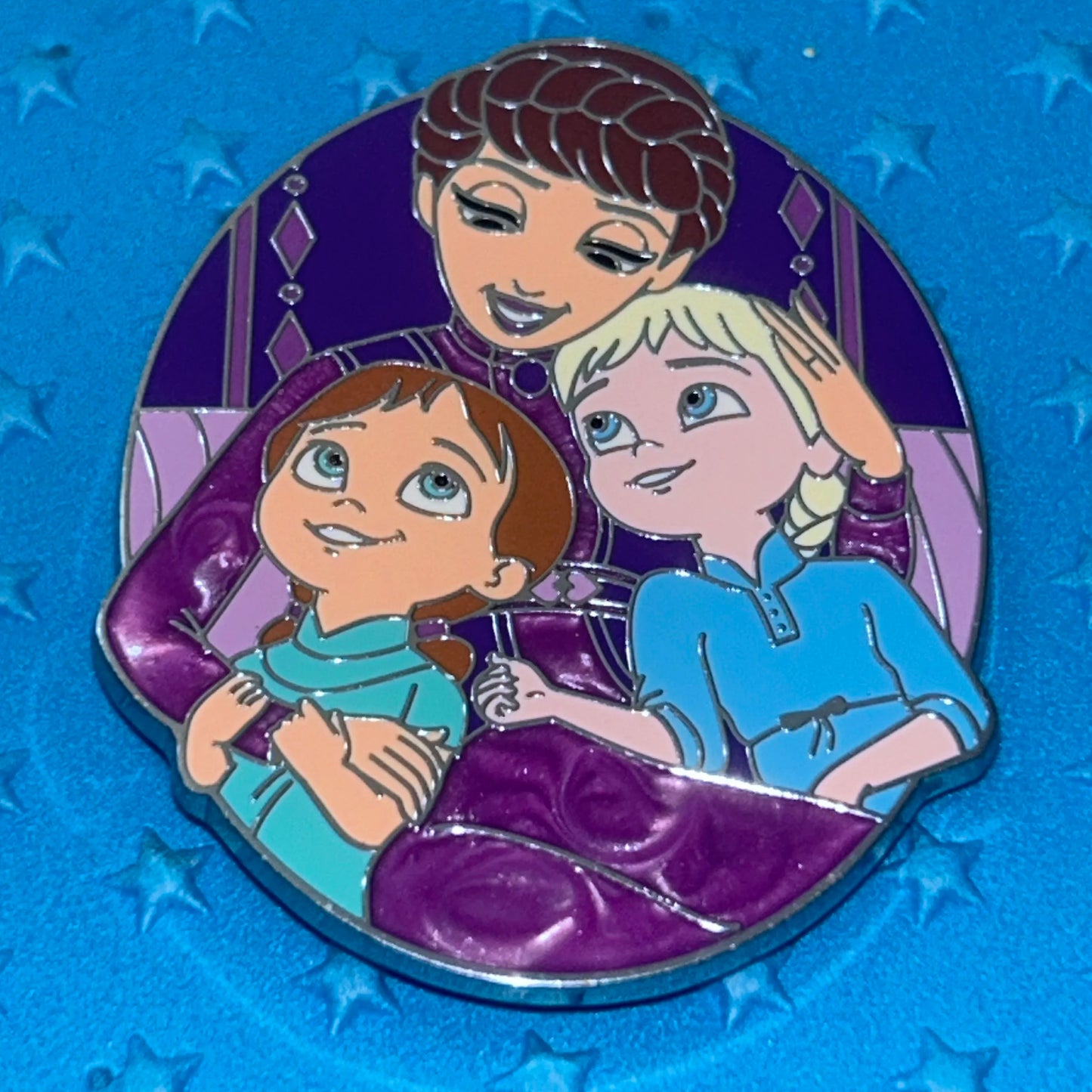 2023 - Frozen 2 - Elsa and Anna with Mother - All Is Found - Pin