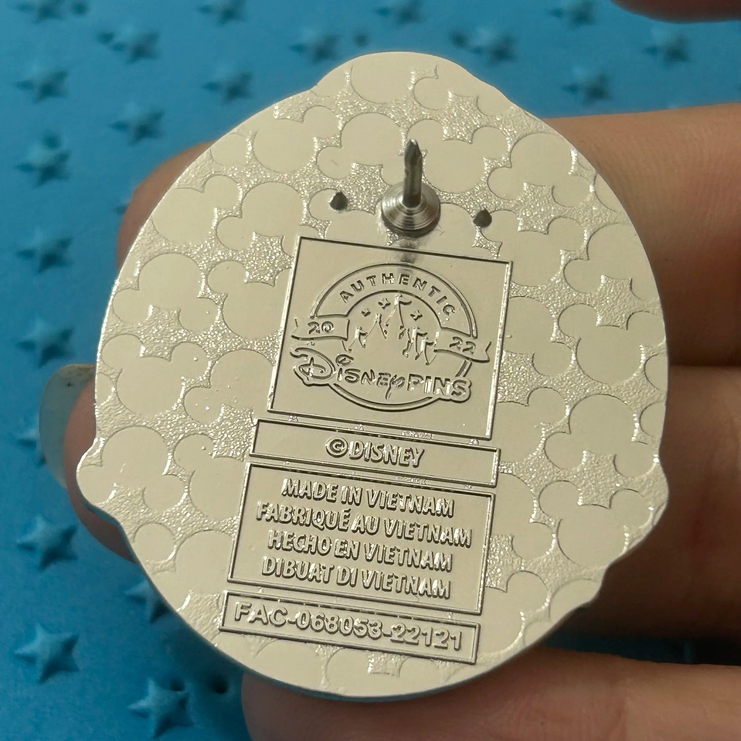 2023 - Frozen 2 - Elsa and Anna with Mother - All Is Found - Pin