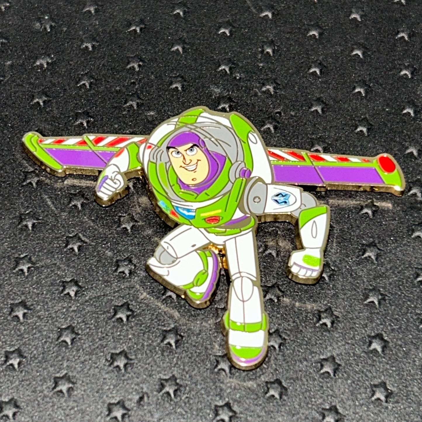 2022 - Buzz Lightyear - Toy Story - Retractable Wings - Disney Pin