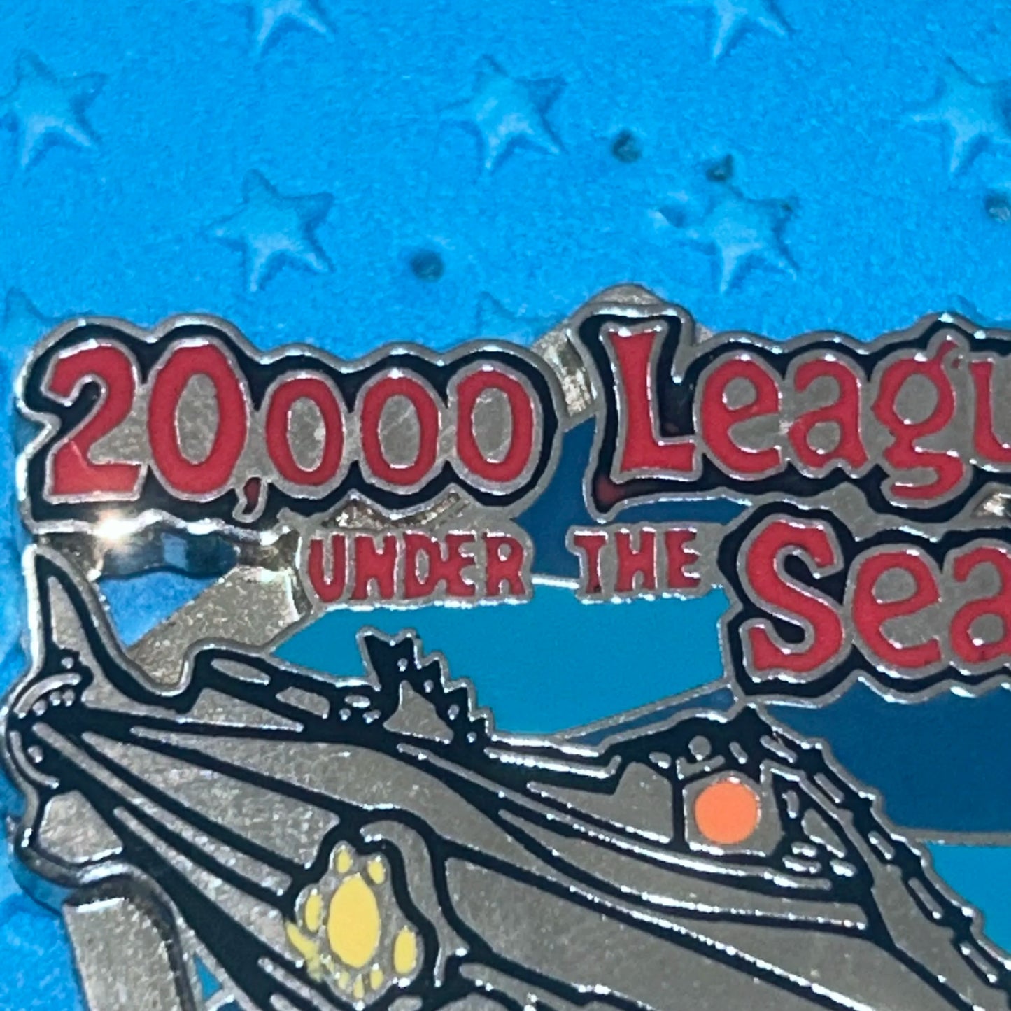 2000 - 20,000 Leagues Under The Sea - Countdown - Disney Pin