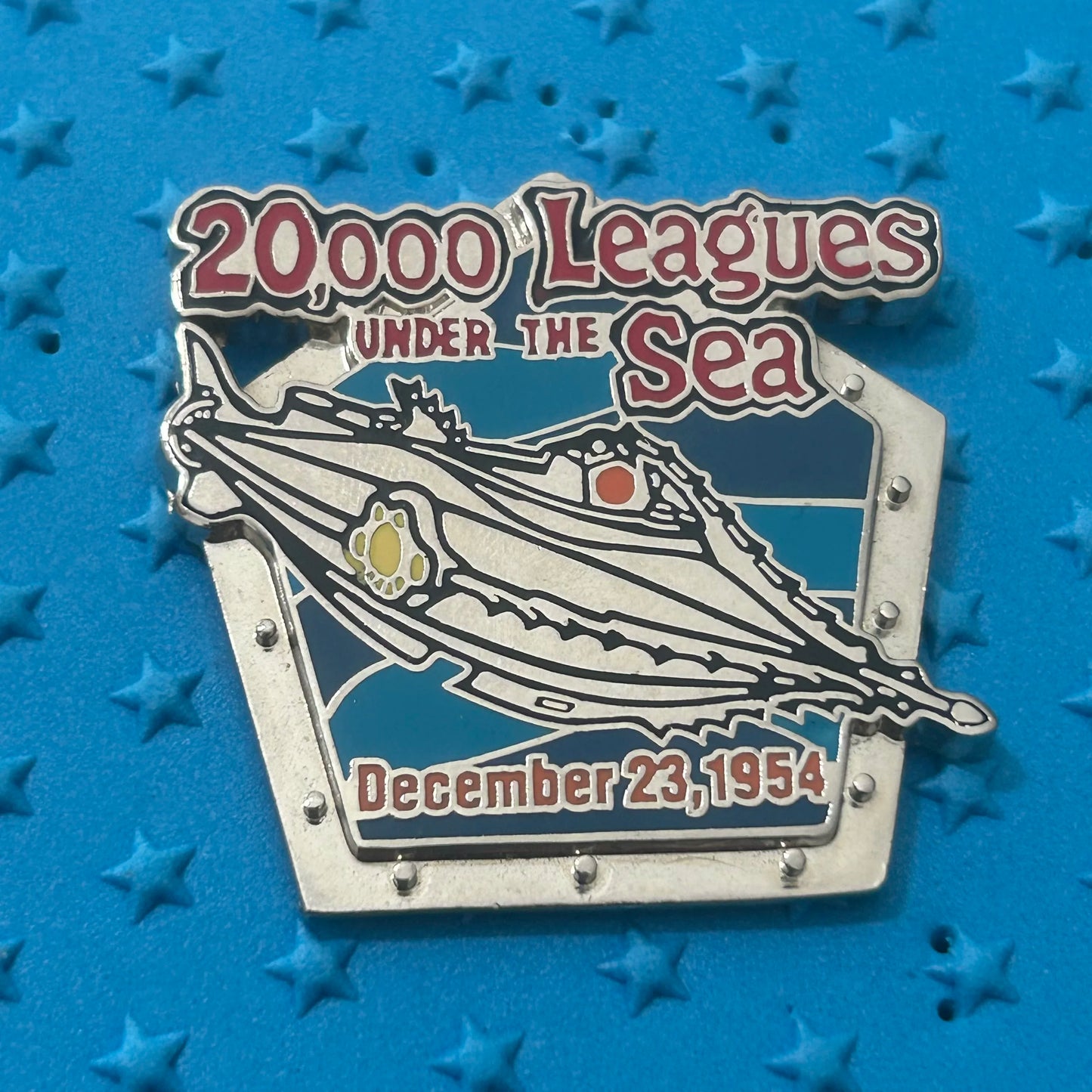 2000 - 20,000 Leagues Under The Sea - Countdown - Disney Pin