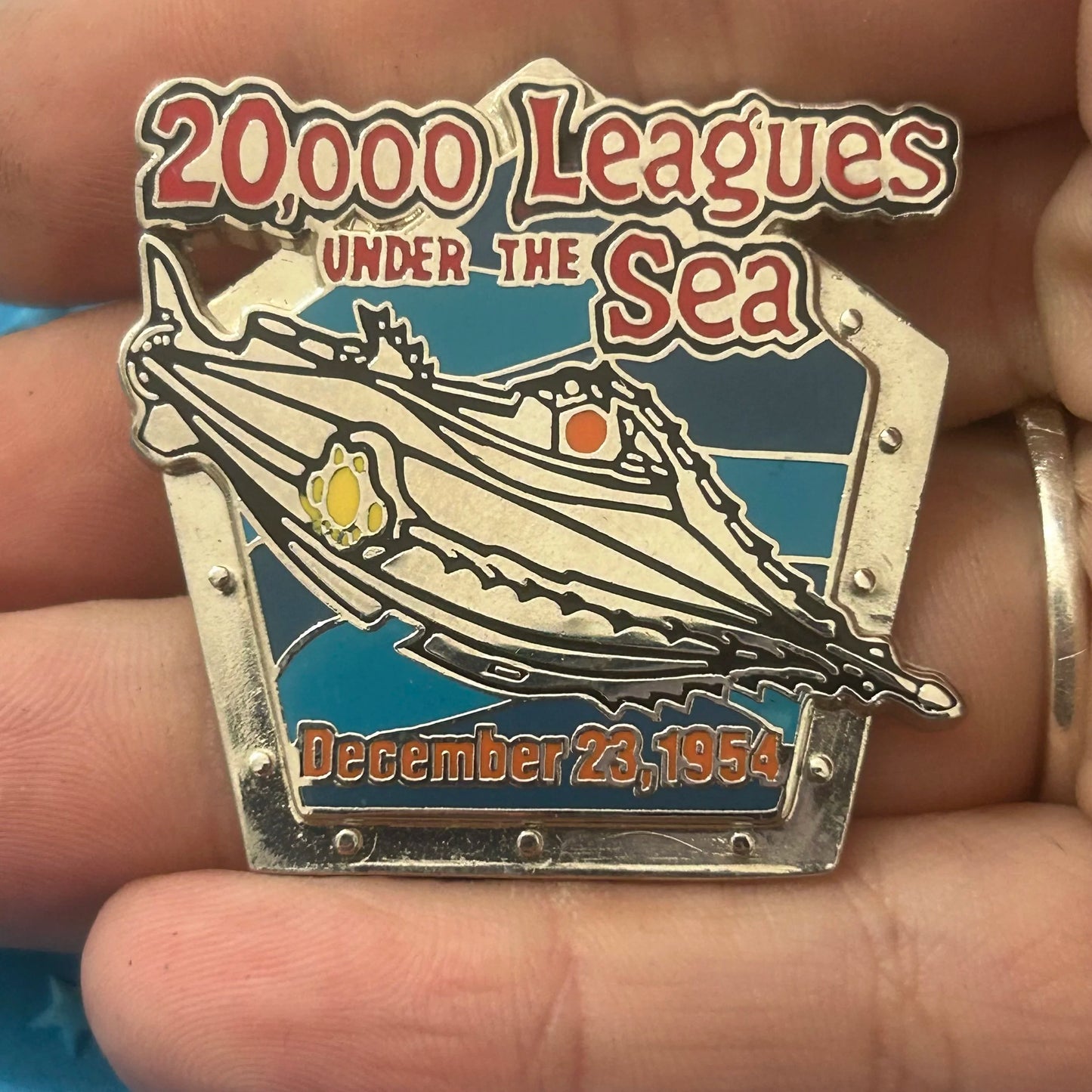 2000 - 20,000 Leagues Under The Sea - Countdown - Disney Pin