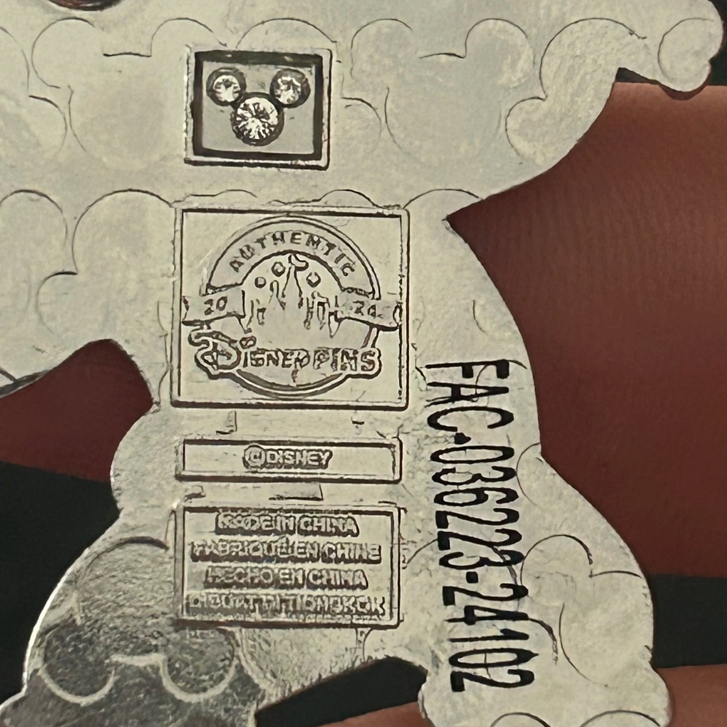 2024 - Stitch - Arms Open - Disney Pin