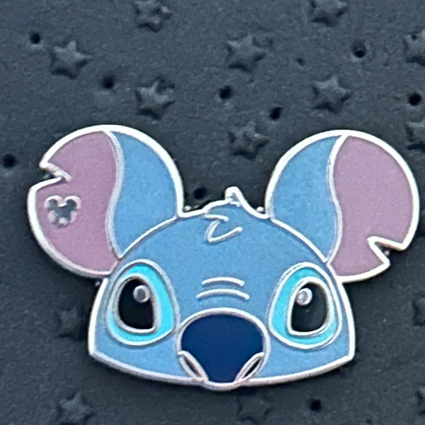 2024 - Stitch - Mickey Ears - Hidden Disney - Pin