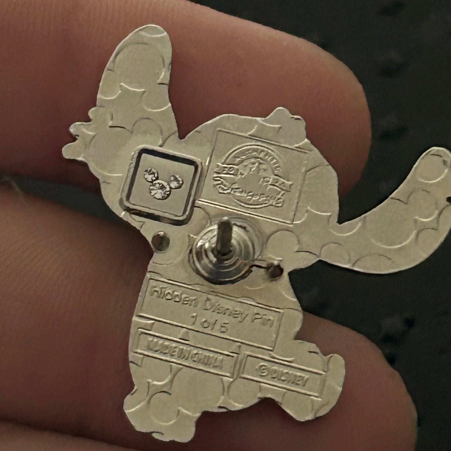 2024 - Stitch - Valentines Day - Hidden Disney - Pin