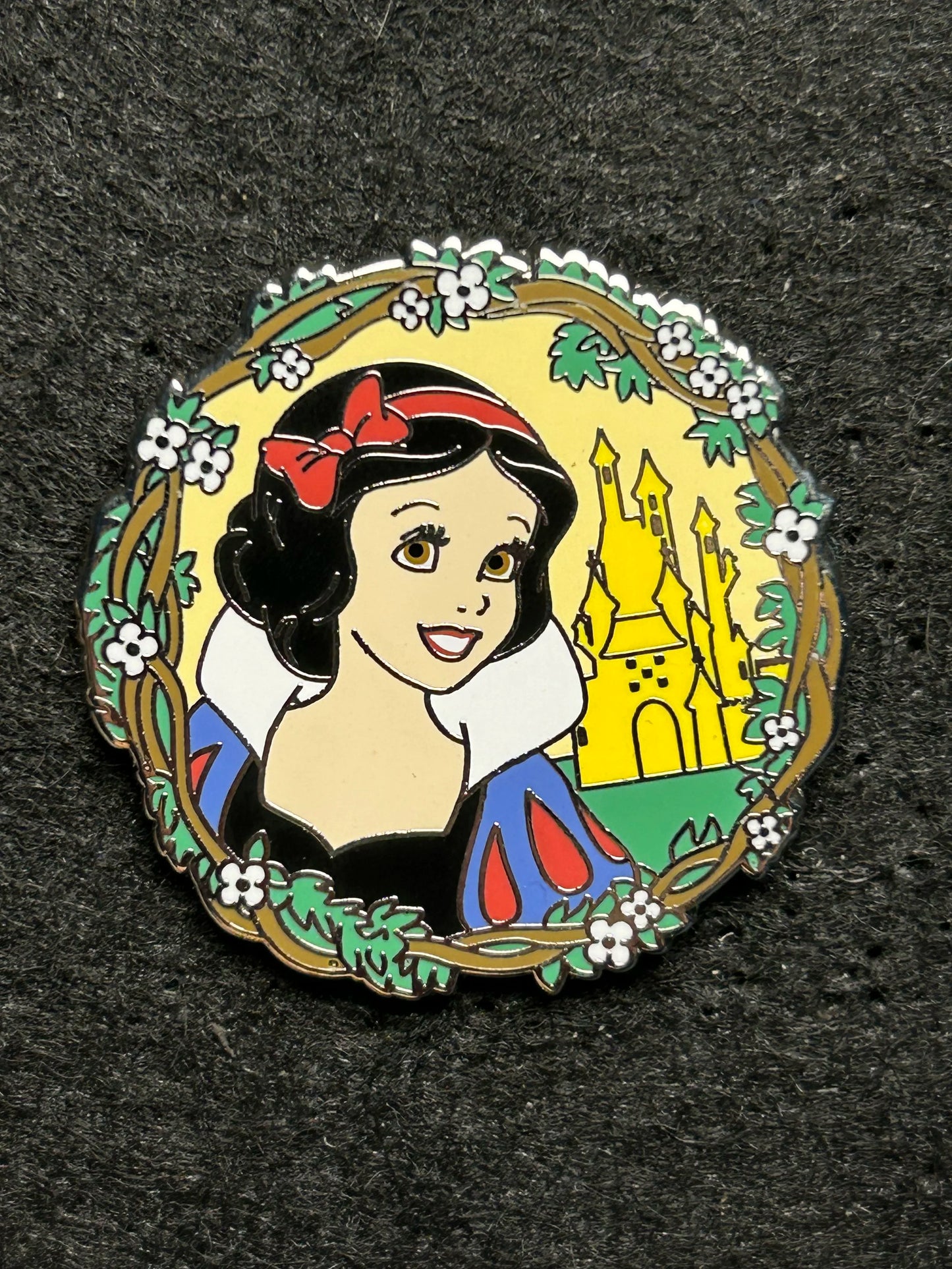 2022 - Snow White - Princess - Mystery Pin