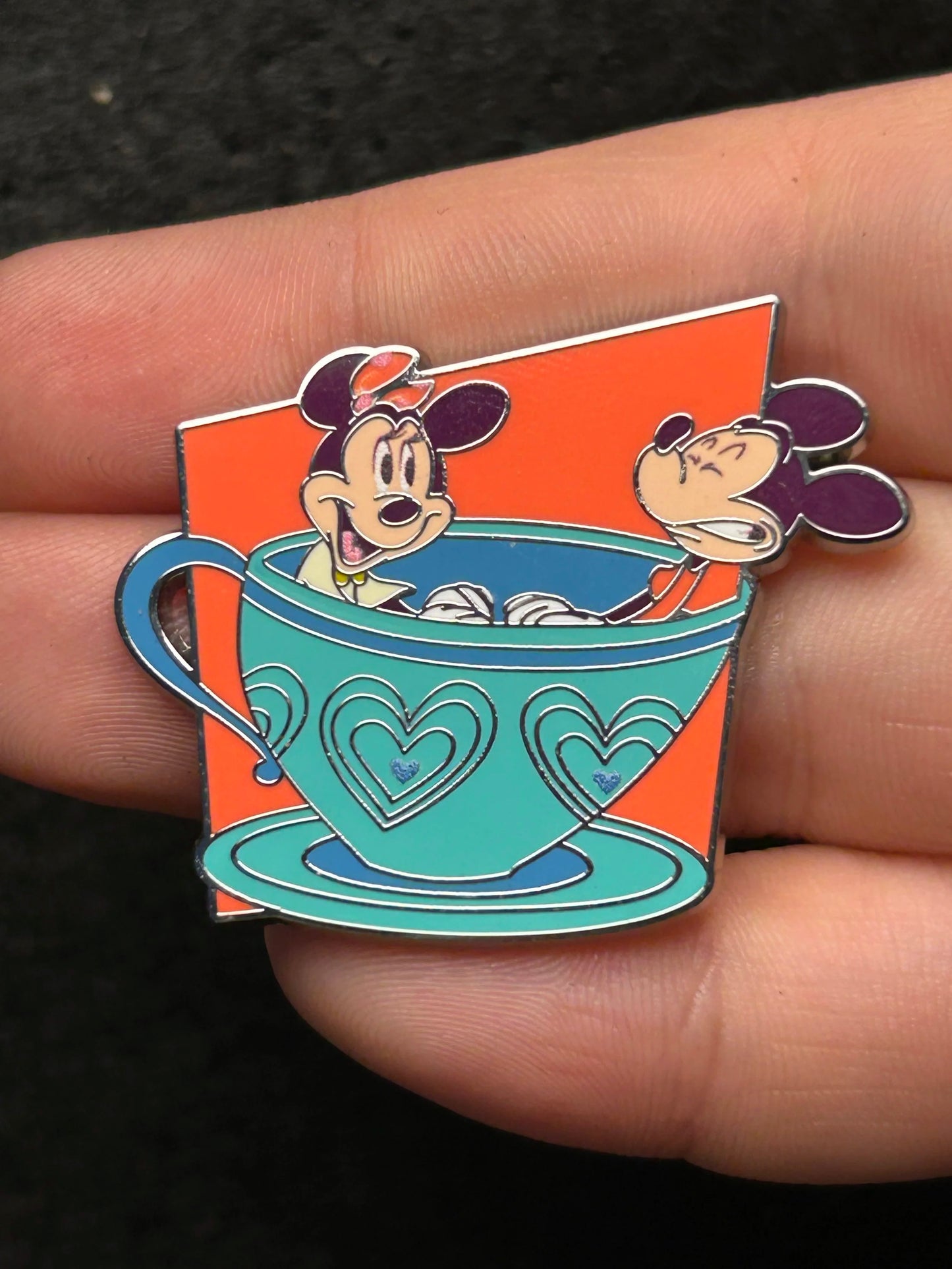 2024 - Minnie and Mickey Mouse - Teacups - Play in the Parks - Mystery Pin