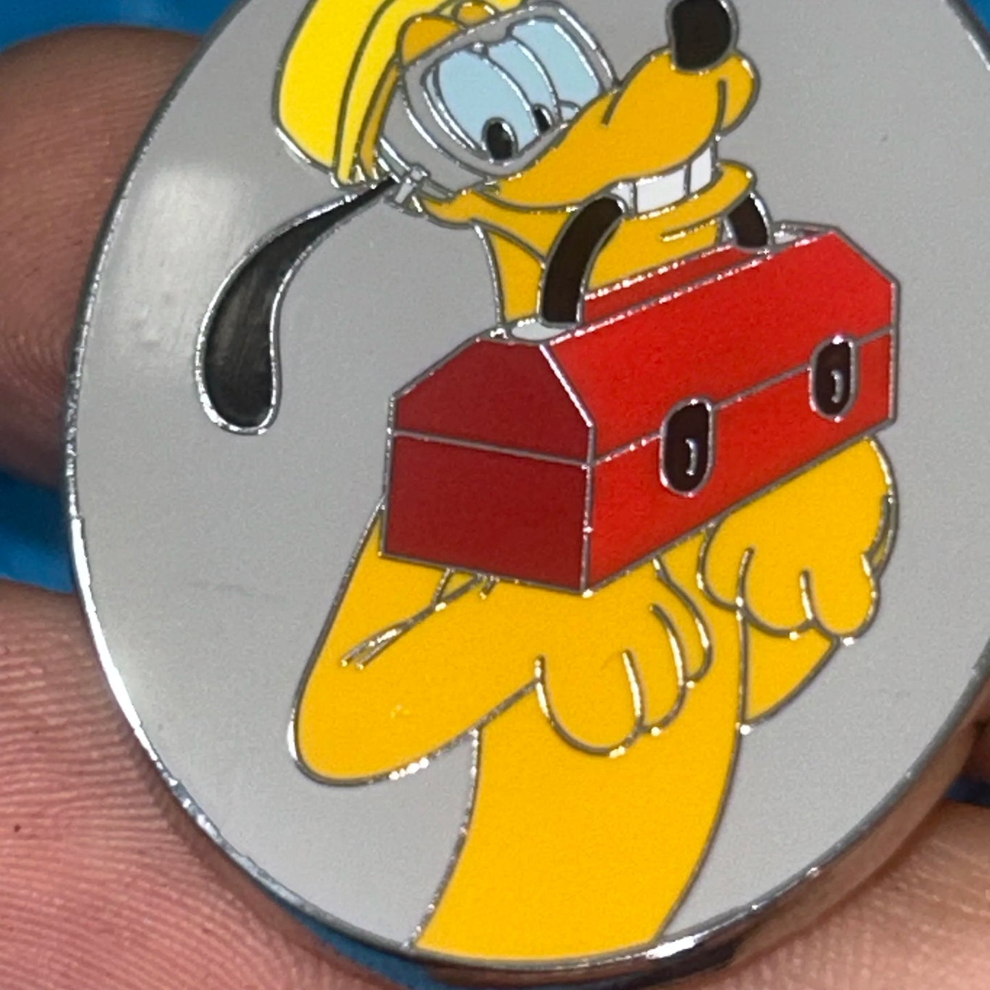 2016 - Pluto - Construction Worker - Red Tool Box - Disney Pin
