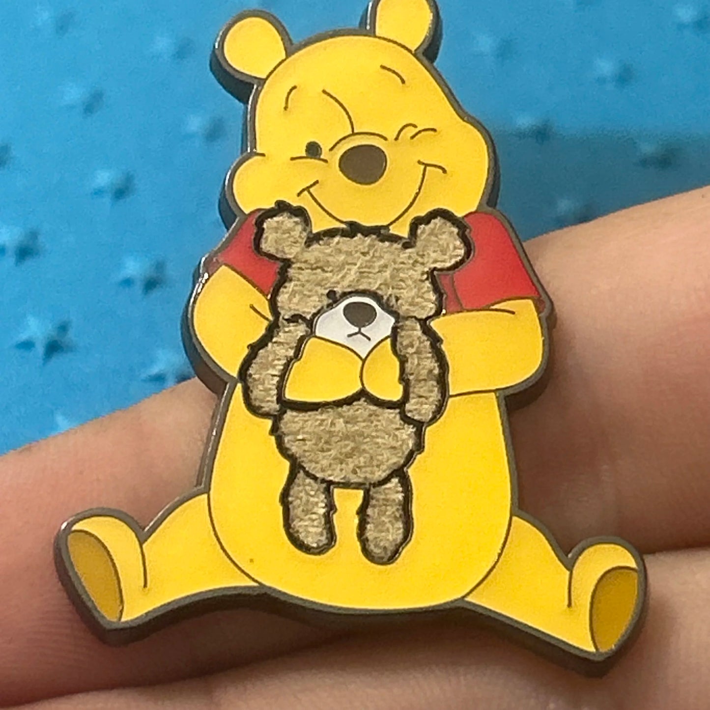 Loungefly - Winnie The Pooh With Teddy Bear - Disney Pin