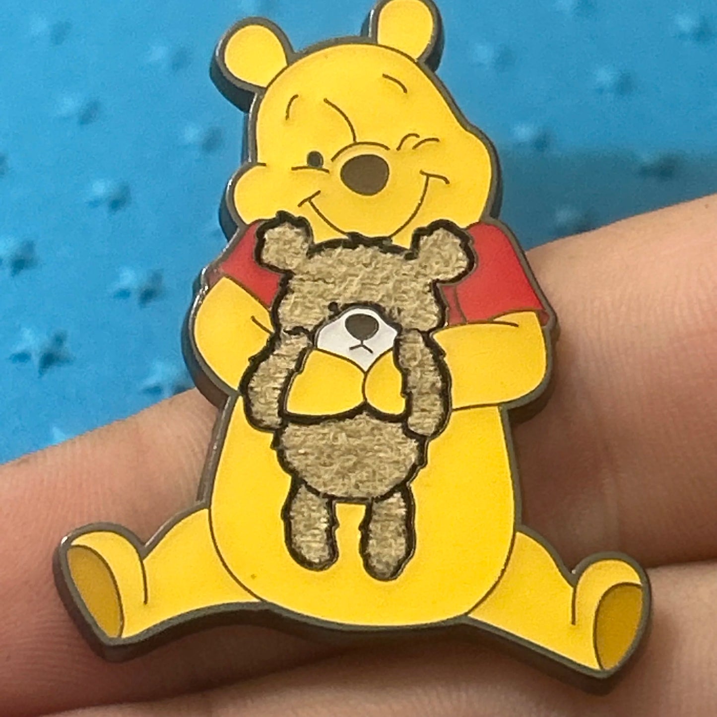 Loungefly - Winnie The Pooh With Teddy Bear - Disney Pin