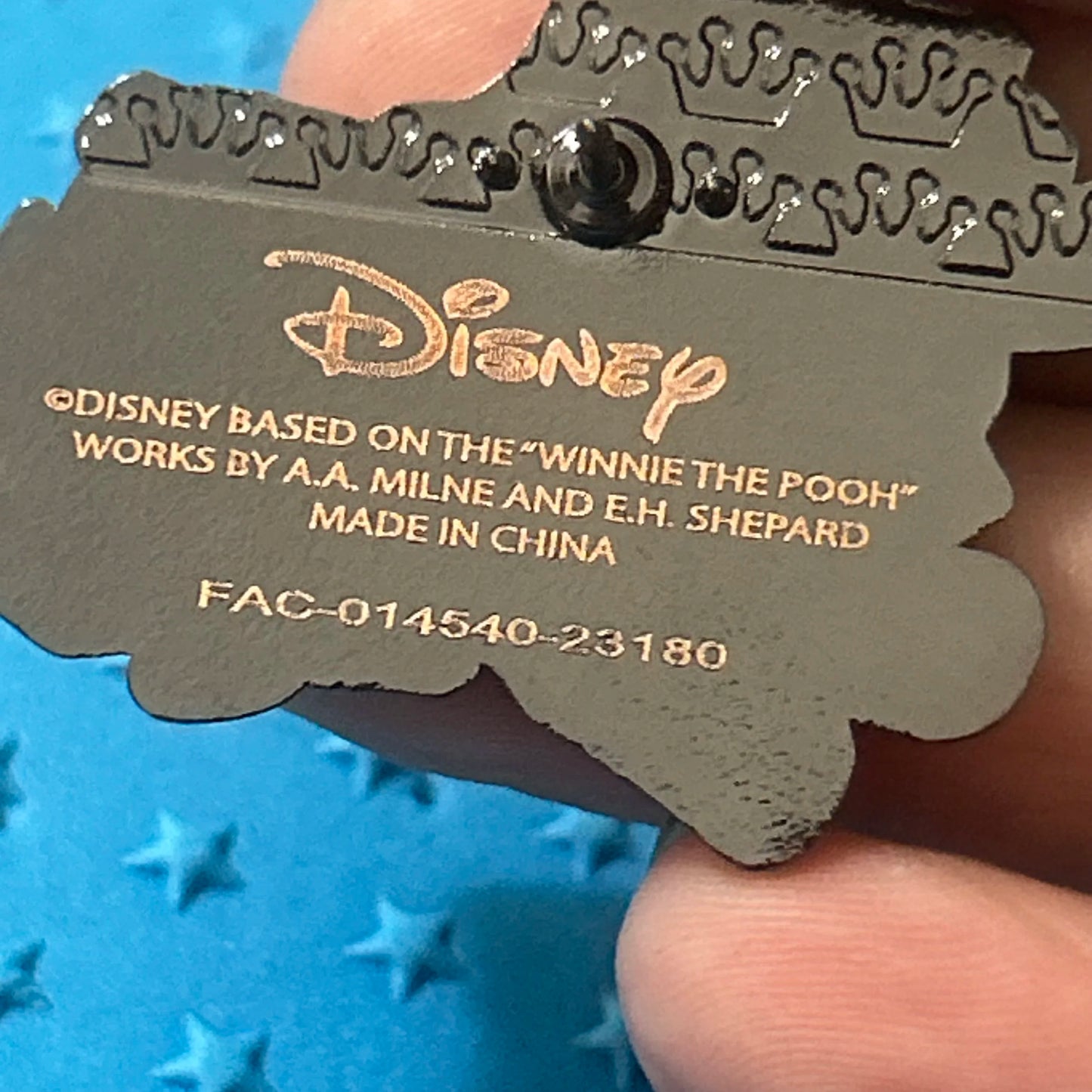 Loungefly - Pooh and Eeyore in Santa Hat - Christmas - Disney Pin