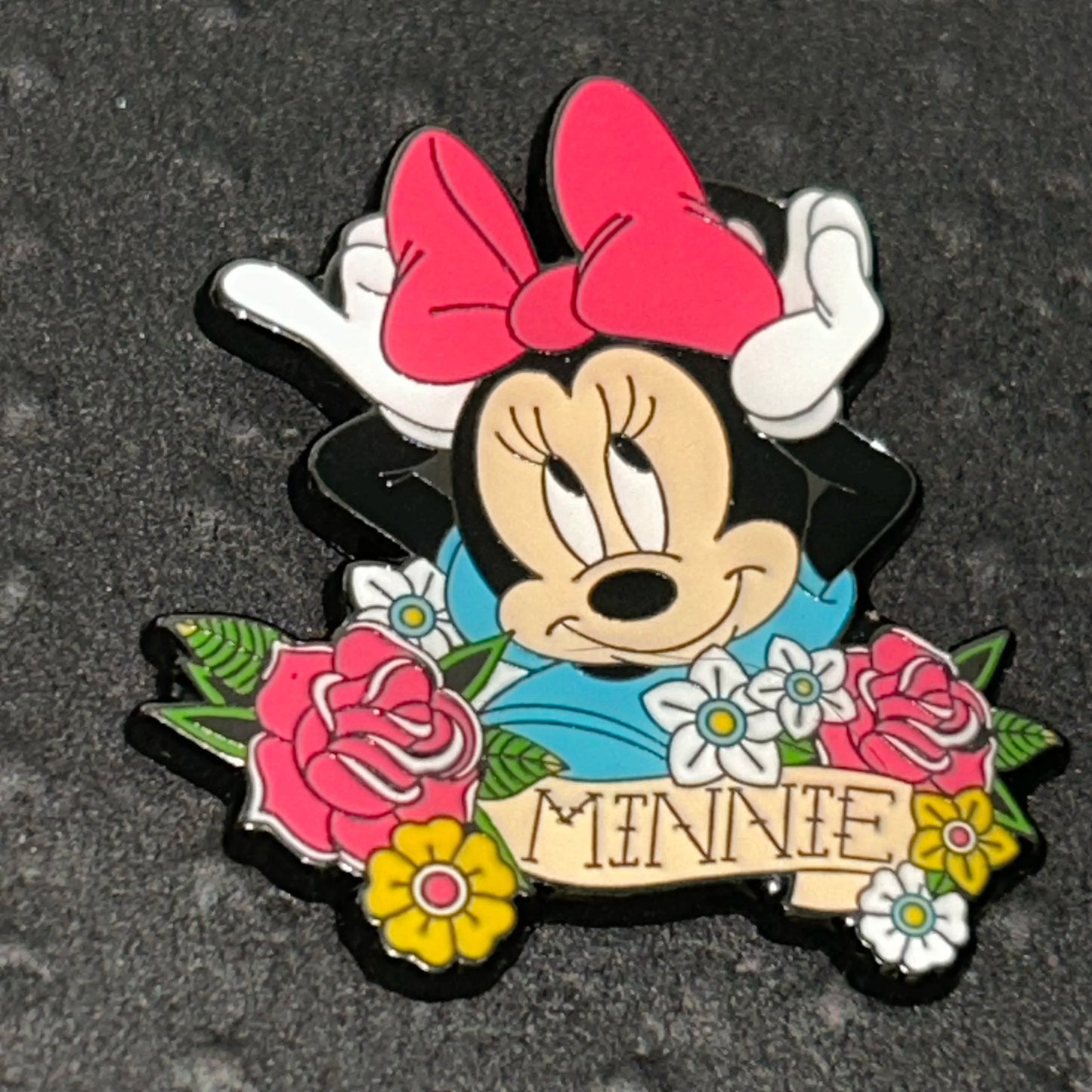 Loungefly - Minnie Mouse - Tattoo Art - Disney Pin