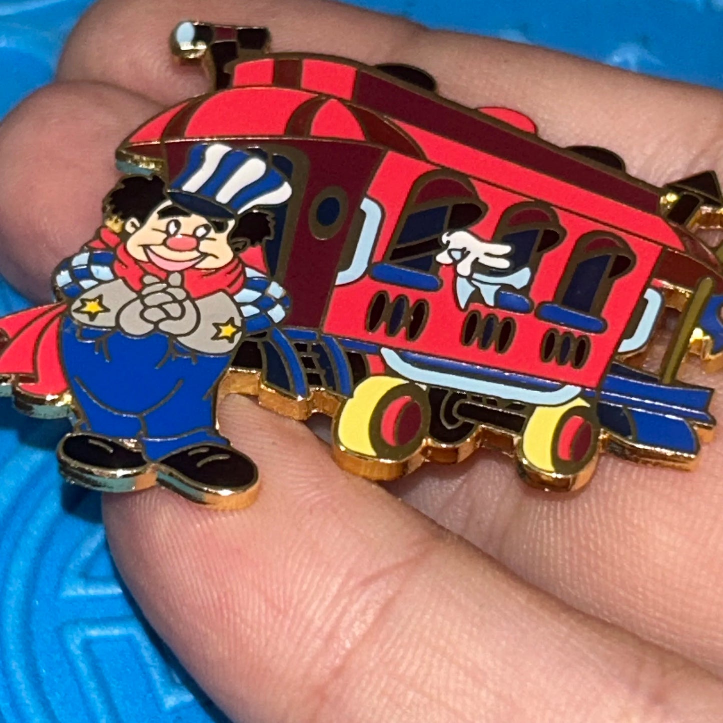 2001 - Clown Caboose Float - Mickeys Trade Parade - LE 2,500 - Pin