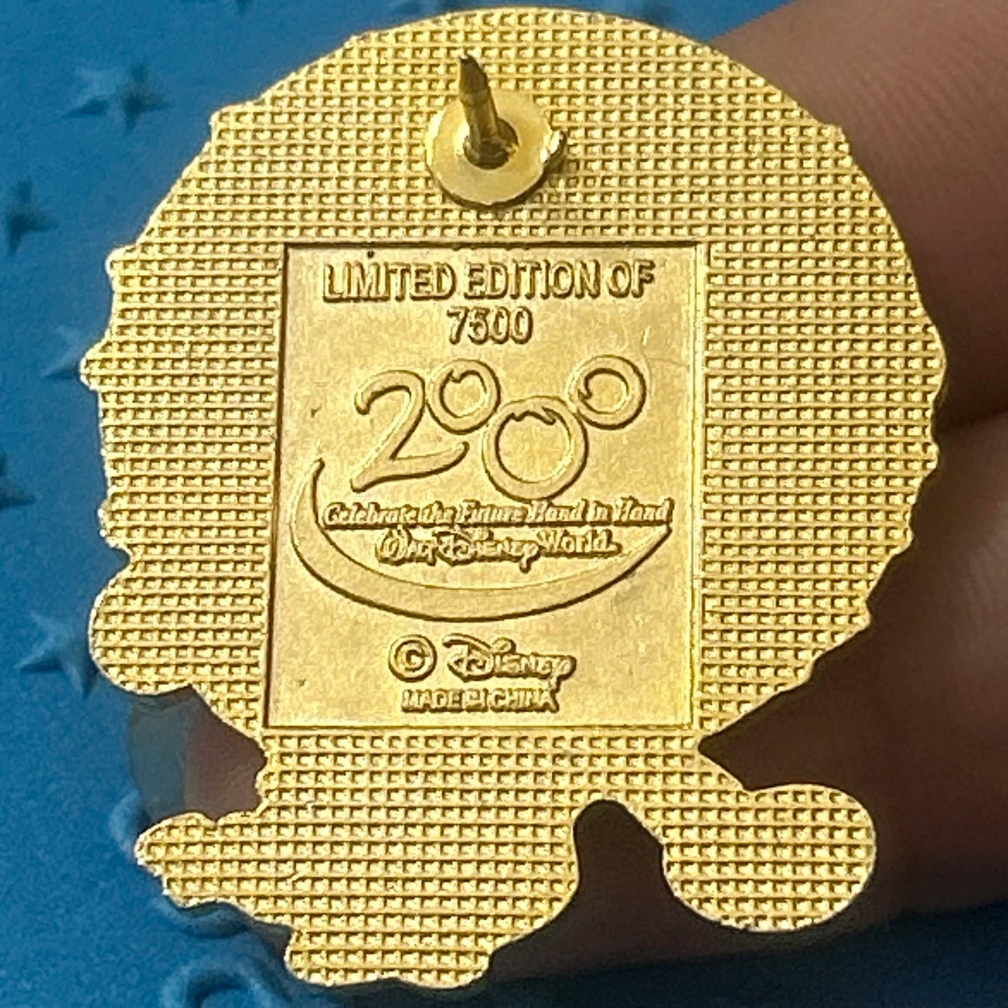 2000 - Mickey and Minnie Mouse - New Years Eve - LE 7,500 - Pin