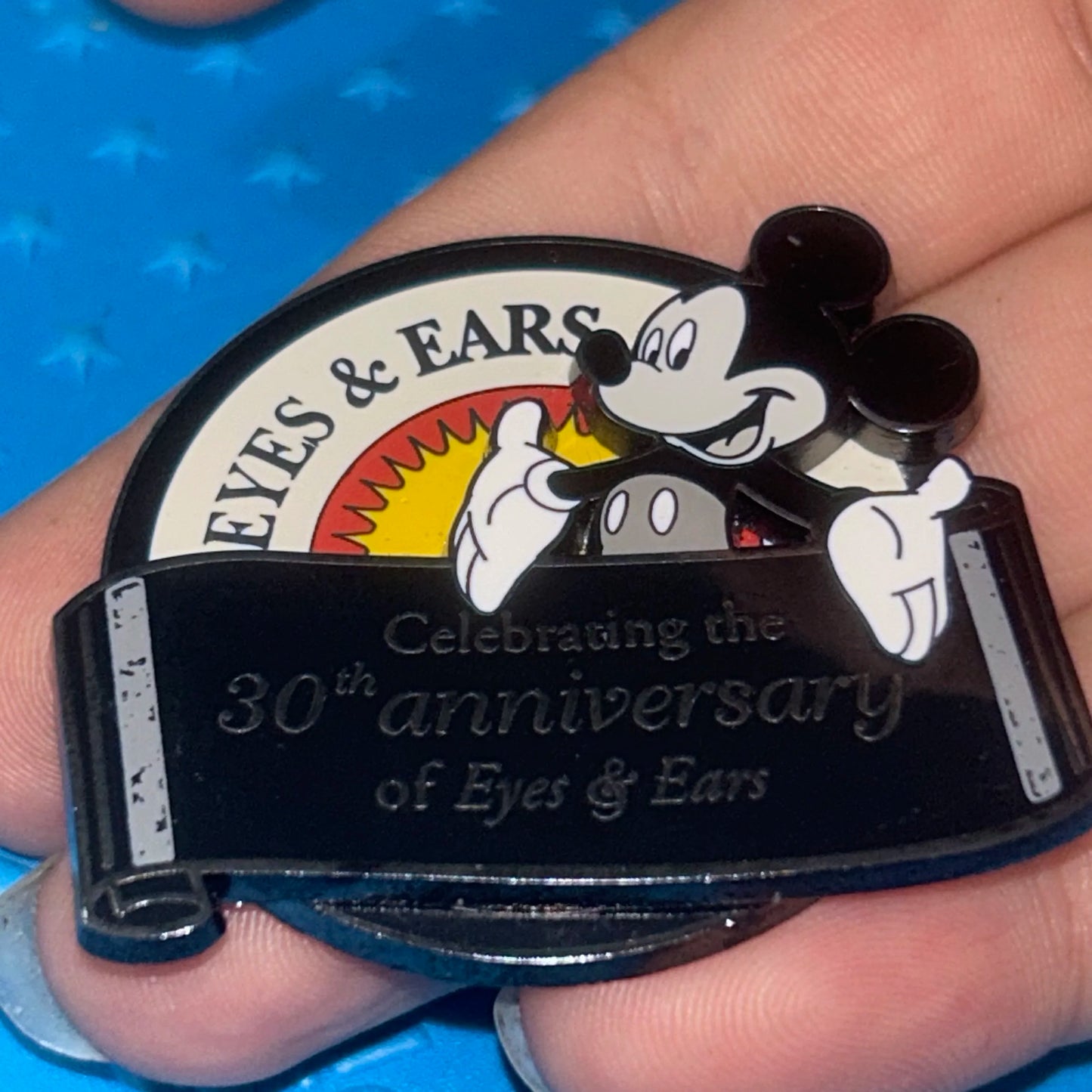 2002 - Mickey Mouse - Cast Exclusive - Eyes and Ears Series - LE 3,000 - Pin