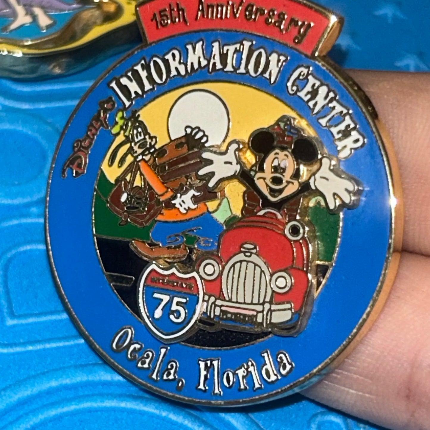 2002 - Mickey Mouse and Goofy - Info Center - Ocala FL - LE 2,000 - Pin