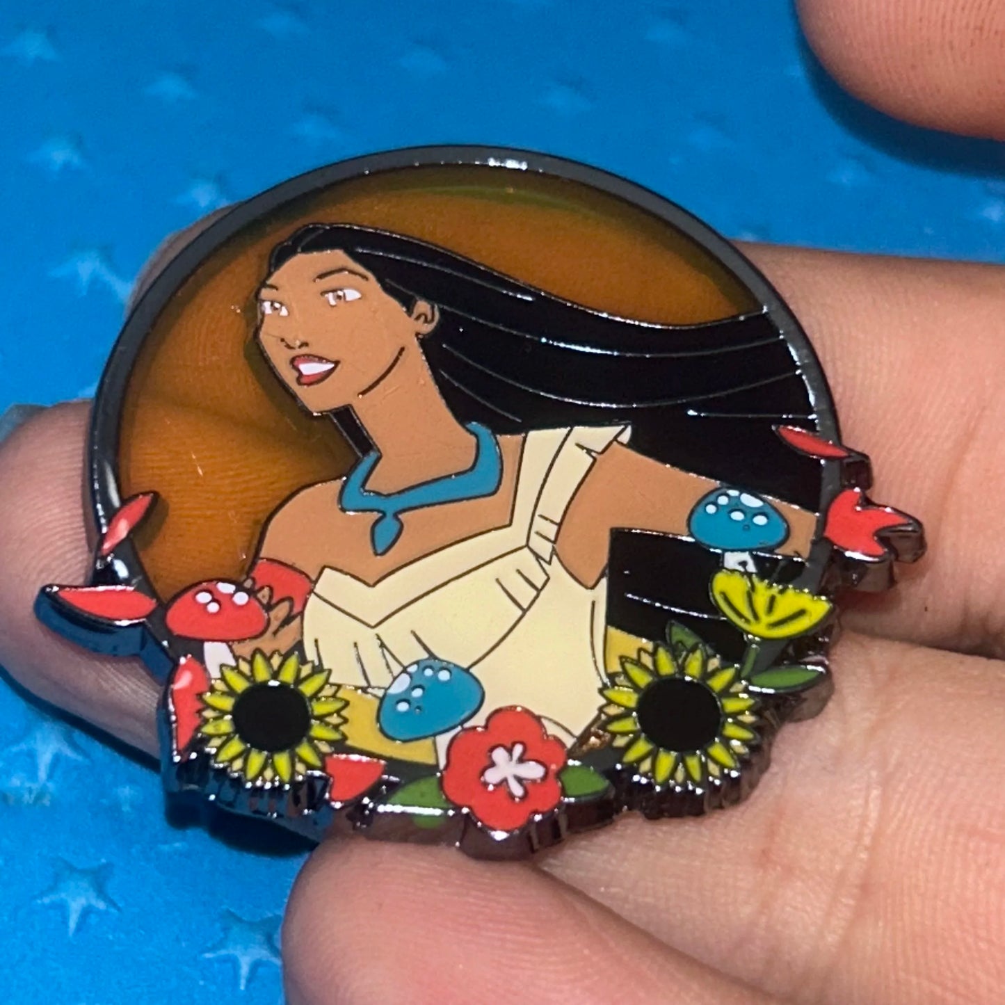 Loungefly - Pocahontas - Princess - Mystery Pin