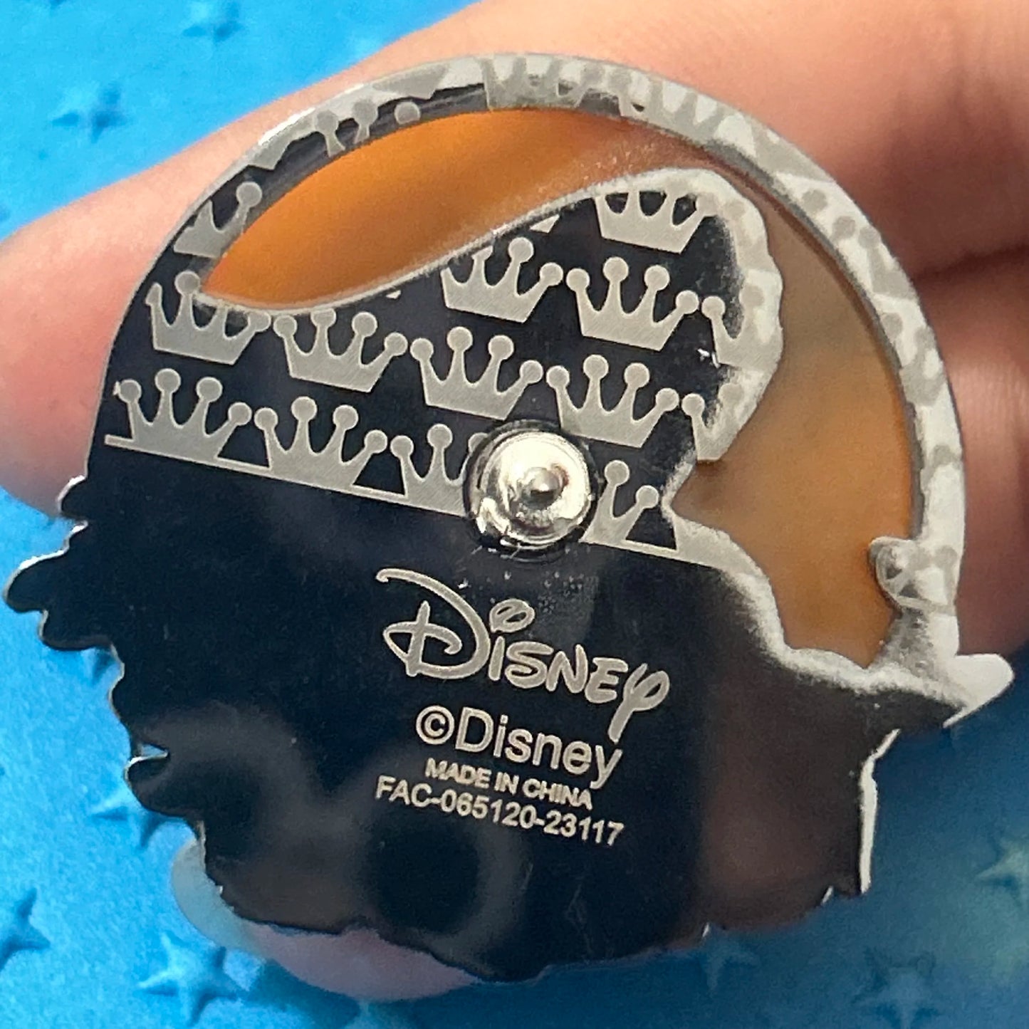 Loungefly - Pocahontas - Princess - Mystery Pin