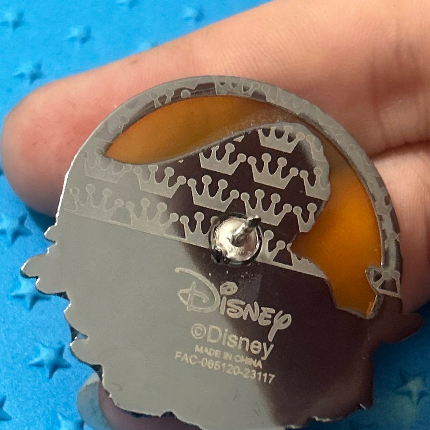 Loungefly - Pocahontas - Princess - Mystery Pin