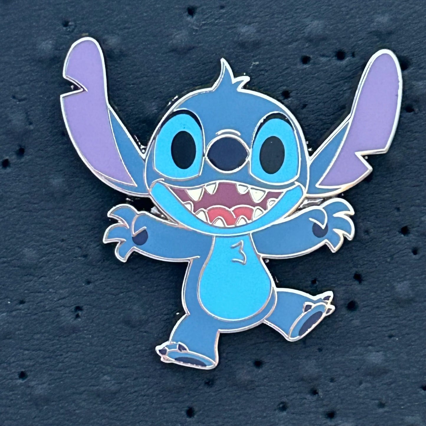 2024 - Stitch - Cutie - Starter Set - DLR - Pin