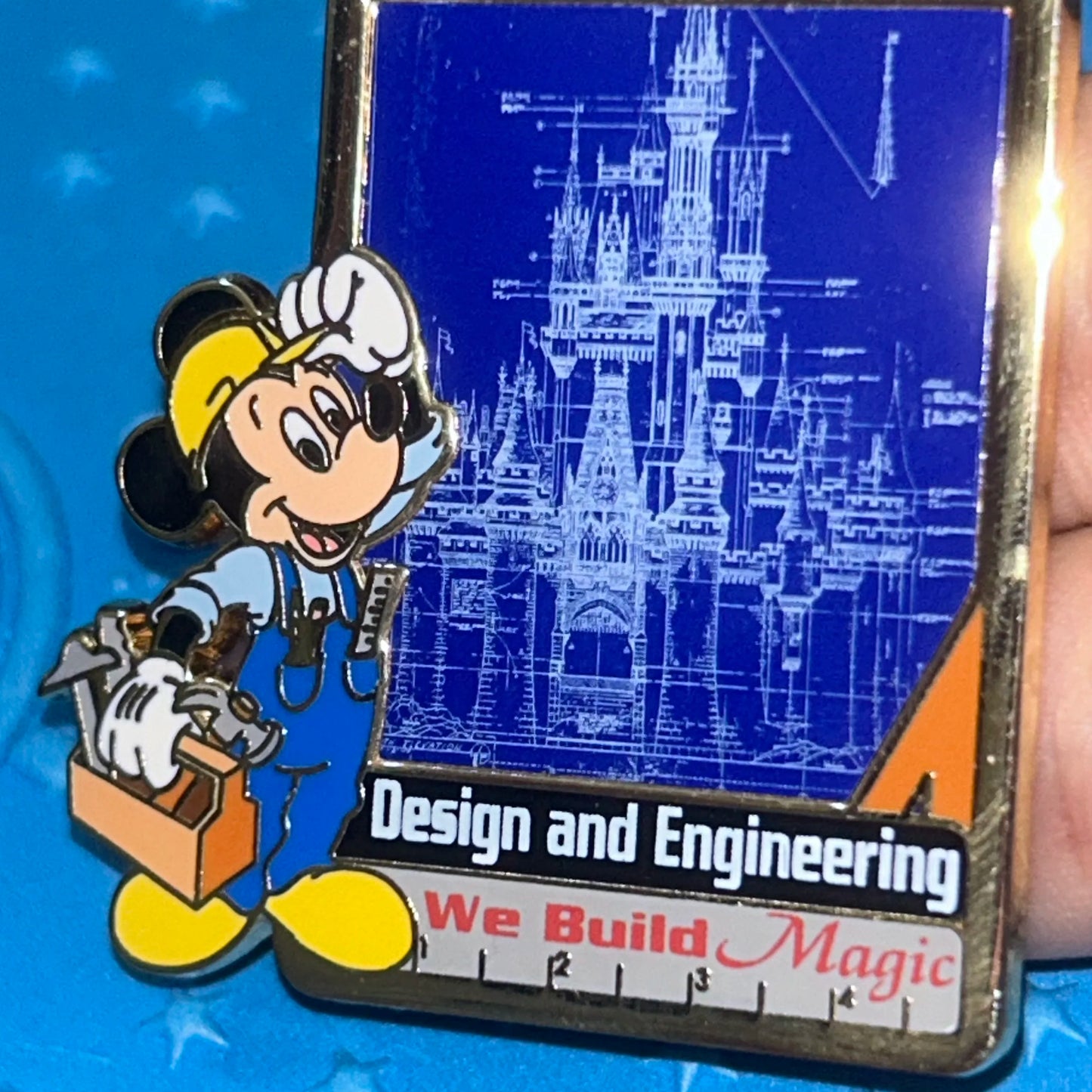 2005 - Mickey Mouse - Cast Exclusive - Castle - Design and Engineering - Disney Pin