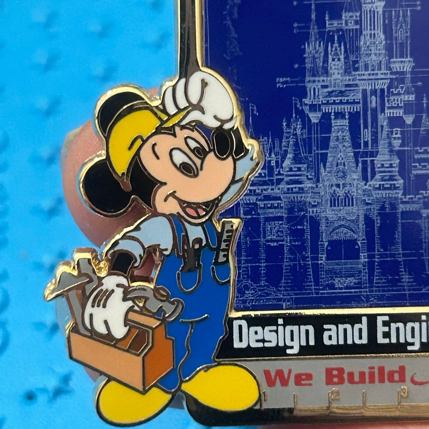 2005 - Mickey Mouse - Cast Exclusive - Castle - Design and Engineering - Disney Pin