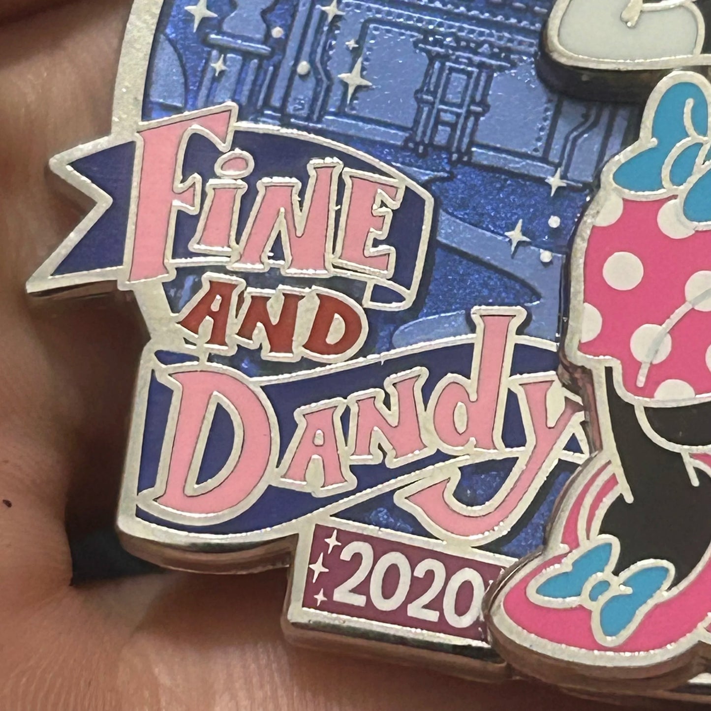 2020 - Daisy and Minnie - Fine and Dandy - LE 5,000 - Disney Pin