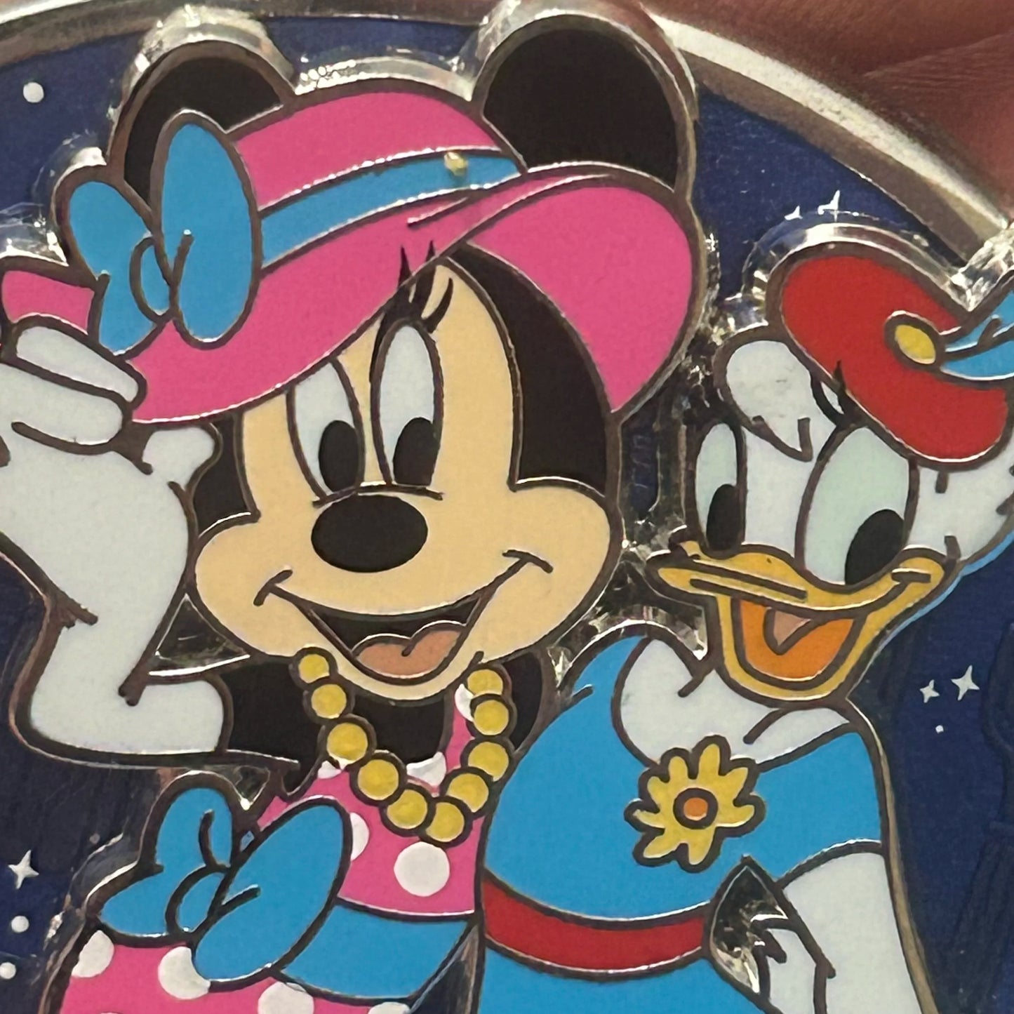 2020 - Daisy and Minnie - Fine and Dandy - LE 5,000 - Disney Pin