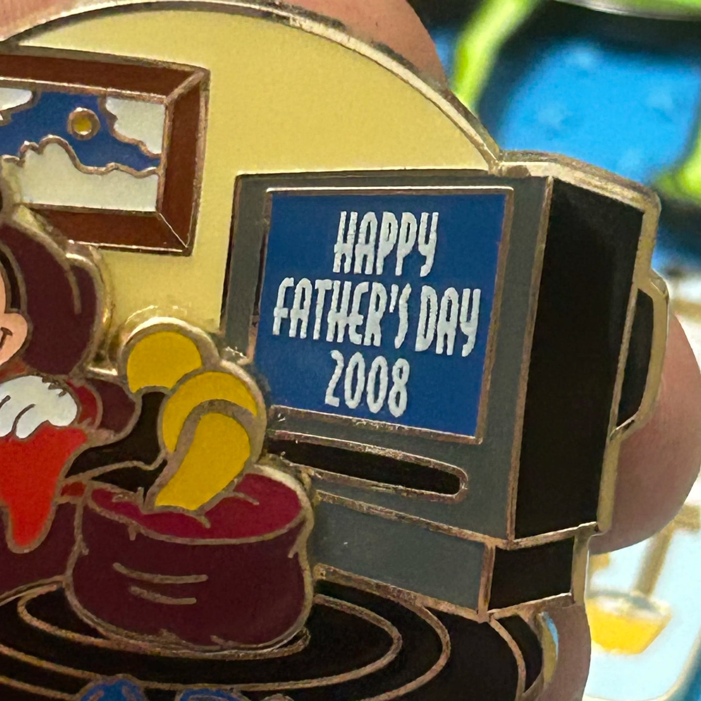 2008 - Mickey Mouse - Happy Fathers Day - Limited Edition 2,500 - Disney Pin