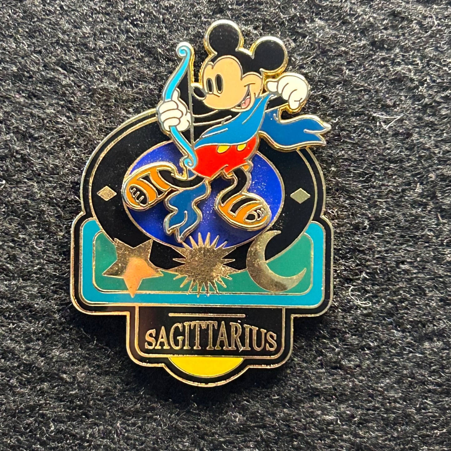 2002 - Mickey Mouse - Sagittarius - Zodiac Series - Disney Pin on Pin