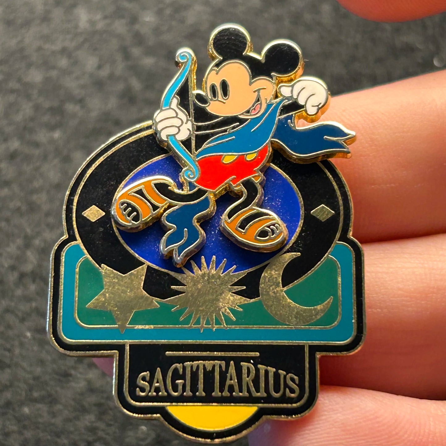 2002 - Mickey Mouse - Sagittarius - Zodiac Series - Disney Pin on Pin