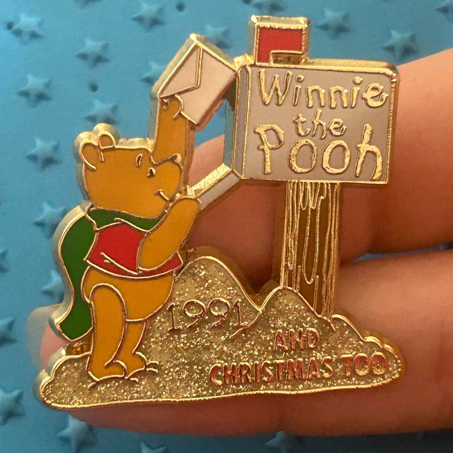 2001 - Winnie The Pooh and Christmas Too - Disney Pin