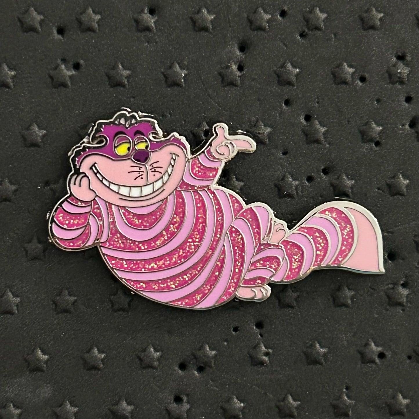 2024 - Cheshire Cat - Alice In Wonderland - Glitter Characters - Pin
