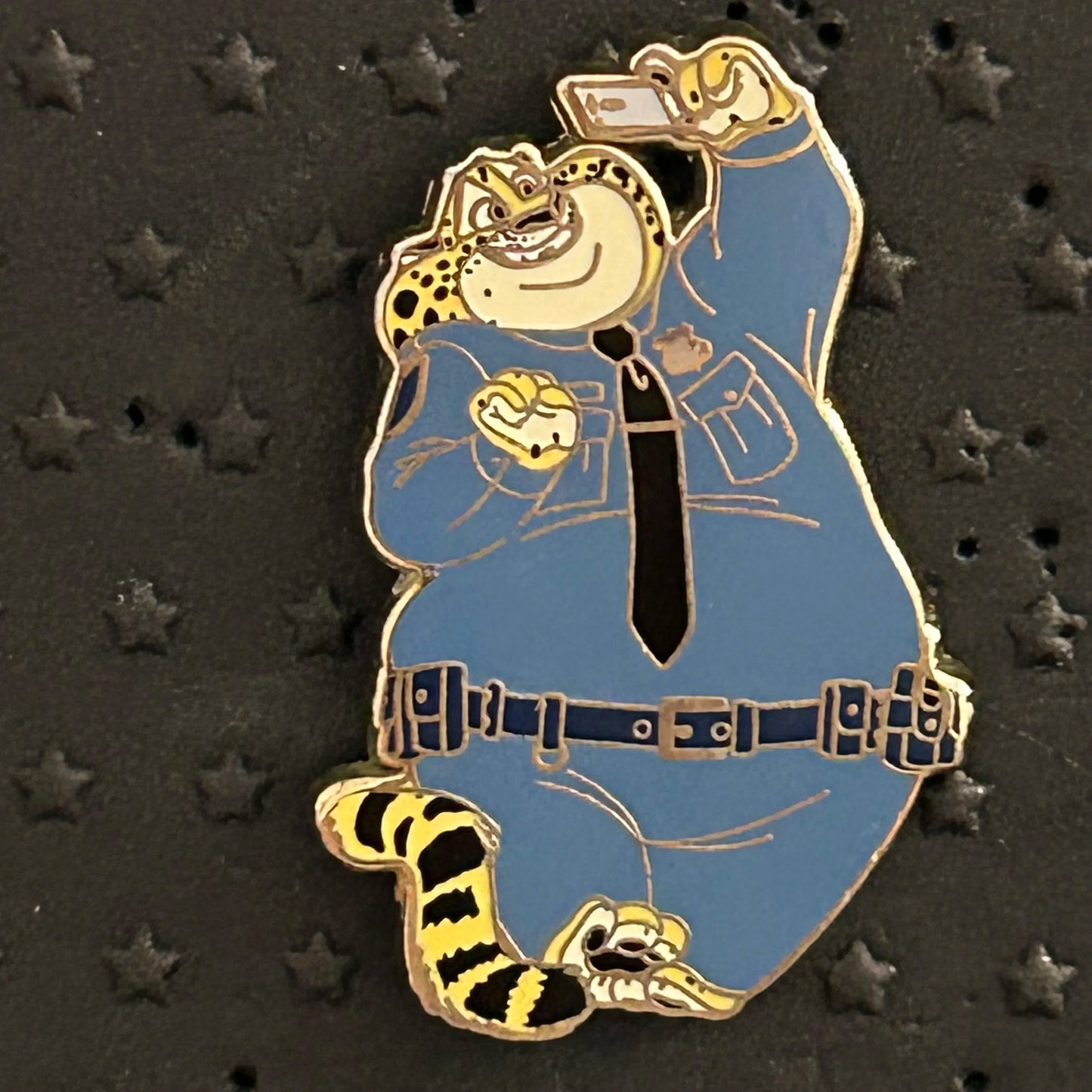 2018 - Officer Benjamin Clawhauser - Cheetah - Zootipia - ZPD - Pin