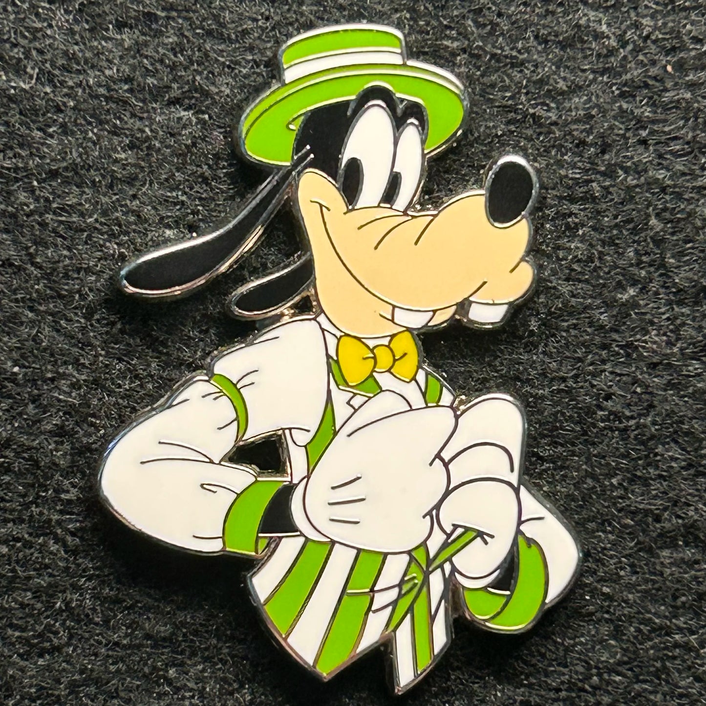 2024 - Goofy - Dapper Dan - Booster Series - Disney Pin