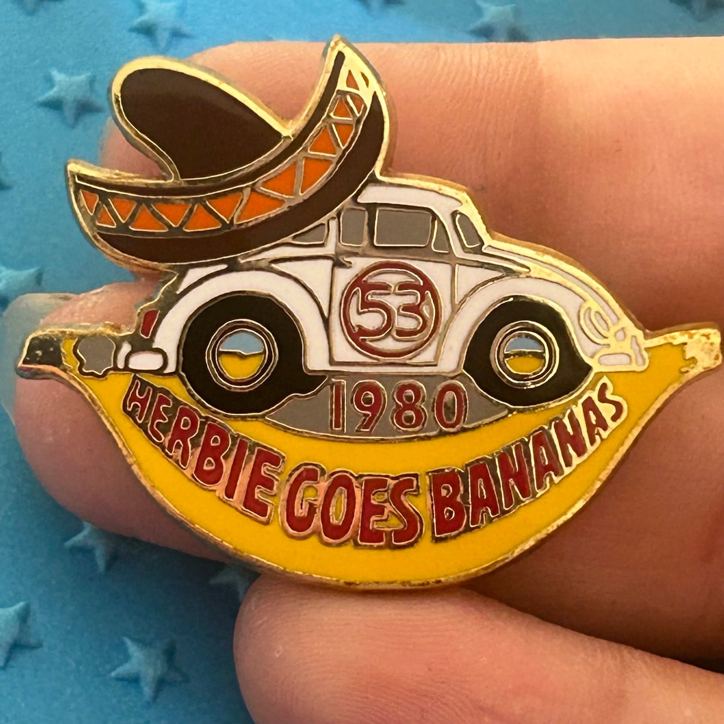 2000 - Herbie Goes Bananas - Herbie The Love Bug - Disney Pin