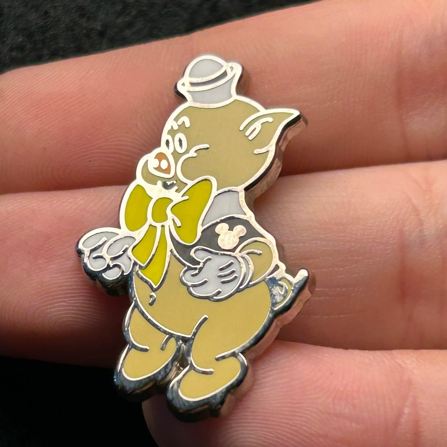 2019 - Little Pig - Full Body - Hidden Mickey - Disney Pin