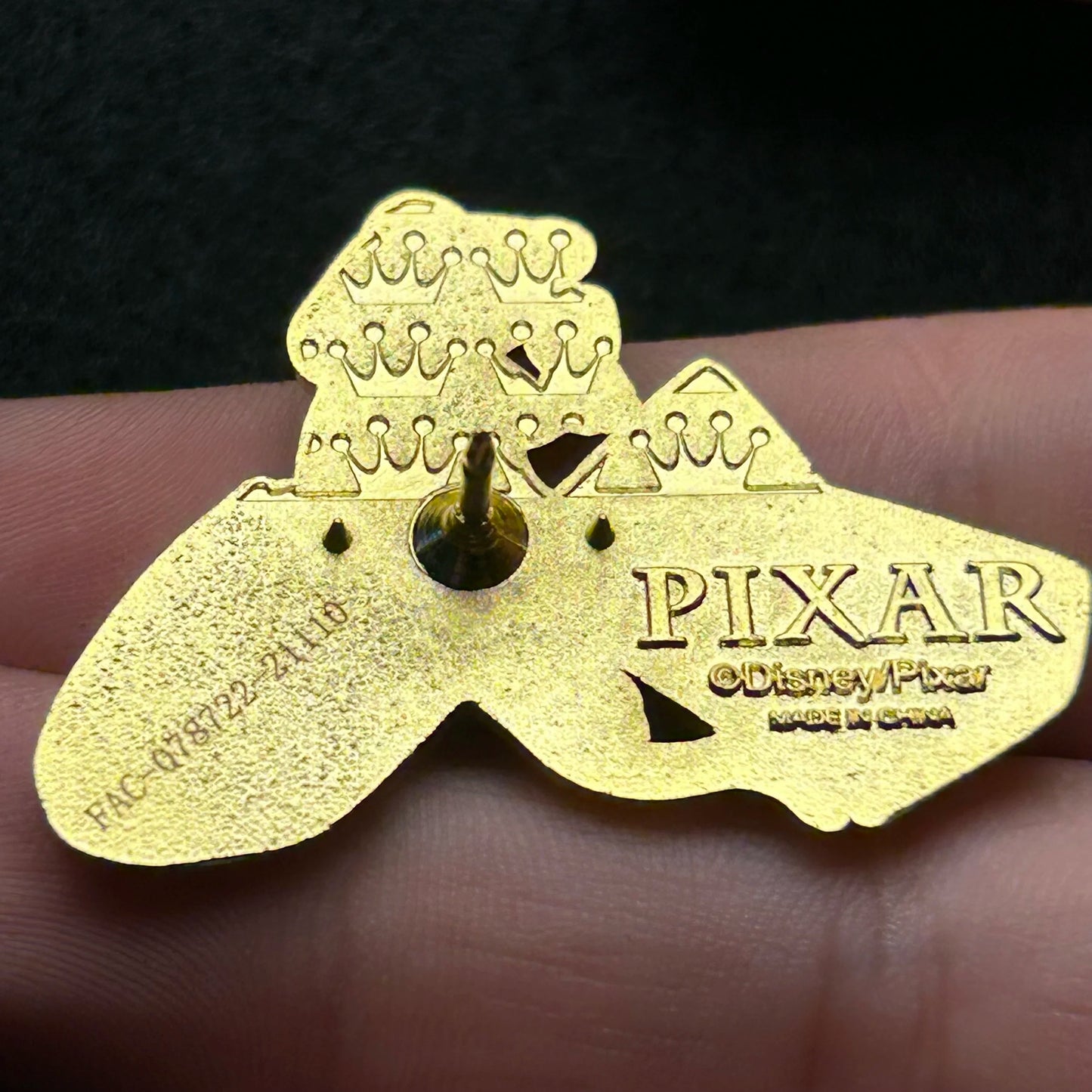 Loungefly - Remy - With Wine and Cheese - Ratatouille - Disney Pin