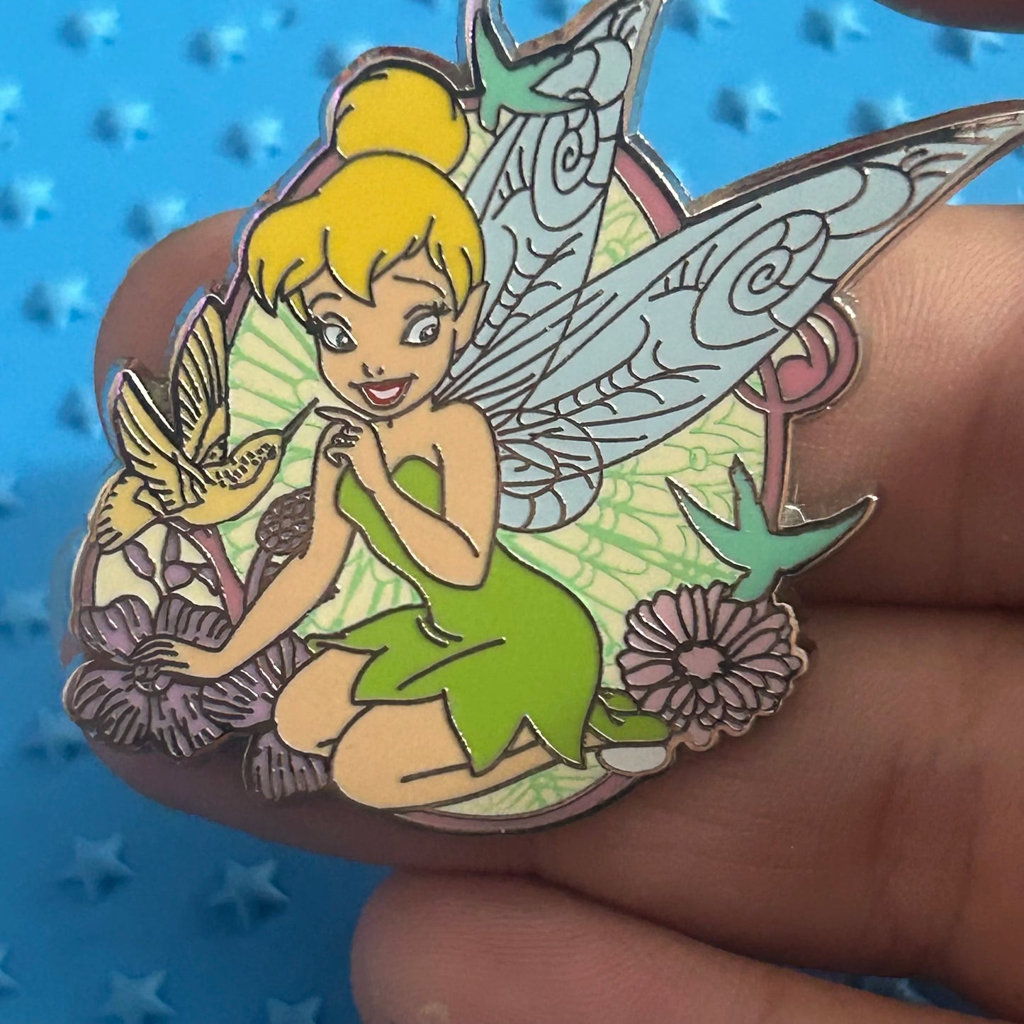 2020 - Tinker Bell - Pixie Hollow - Flowers and Birds - Disney Pin