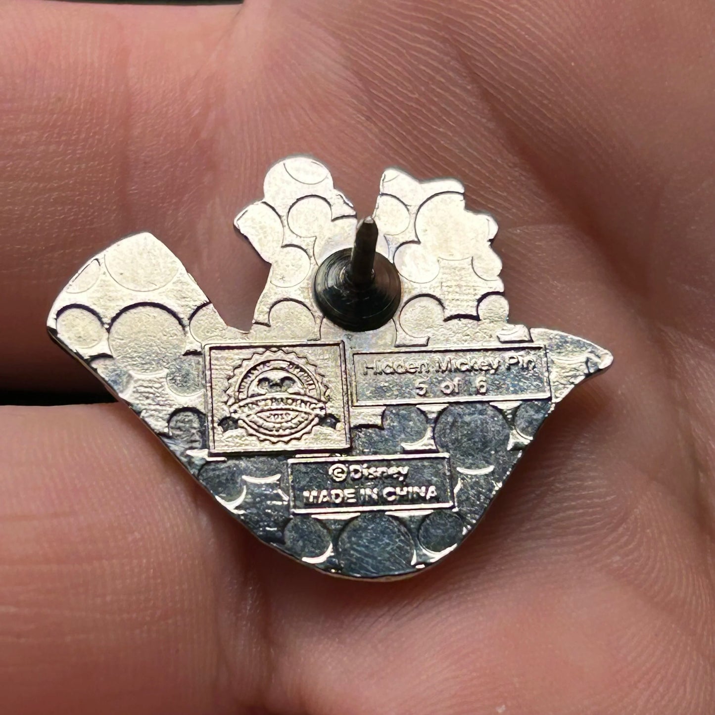 2019 - Queen of Hearts - Head - Hidden Mickey - Disney Pin