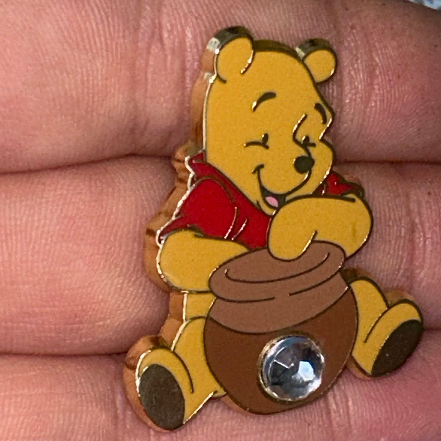 2002 - Winnie the Pooh - April Birthstone - Disney Pin