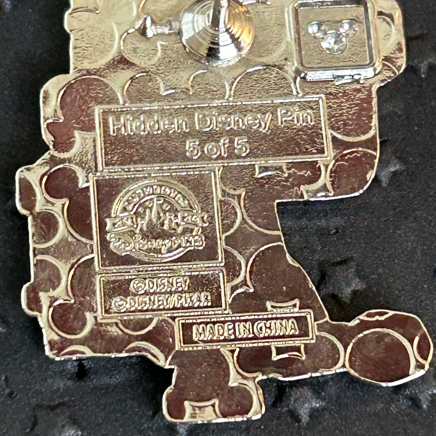 FULL SET - 2024 - Wall-e - Hidden Disney Pins - Mo, Burn-e, Eve, Axiom, Wall-e and Hal