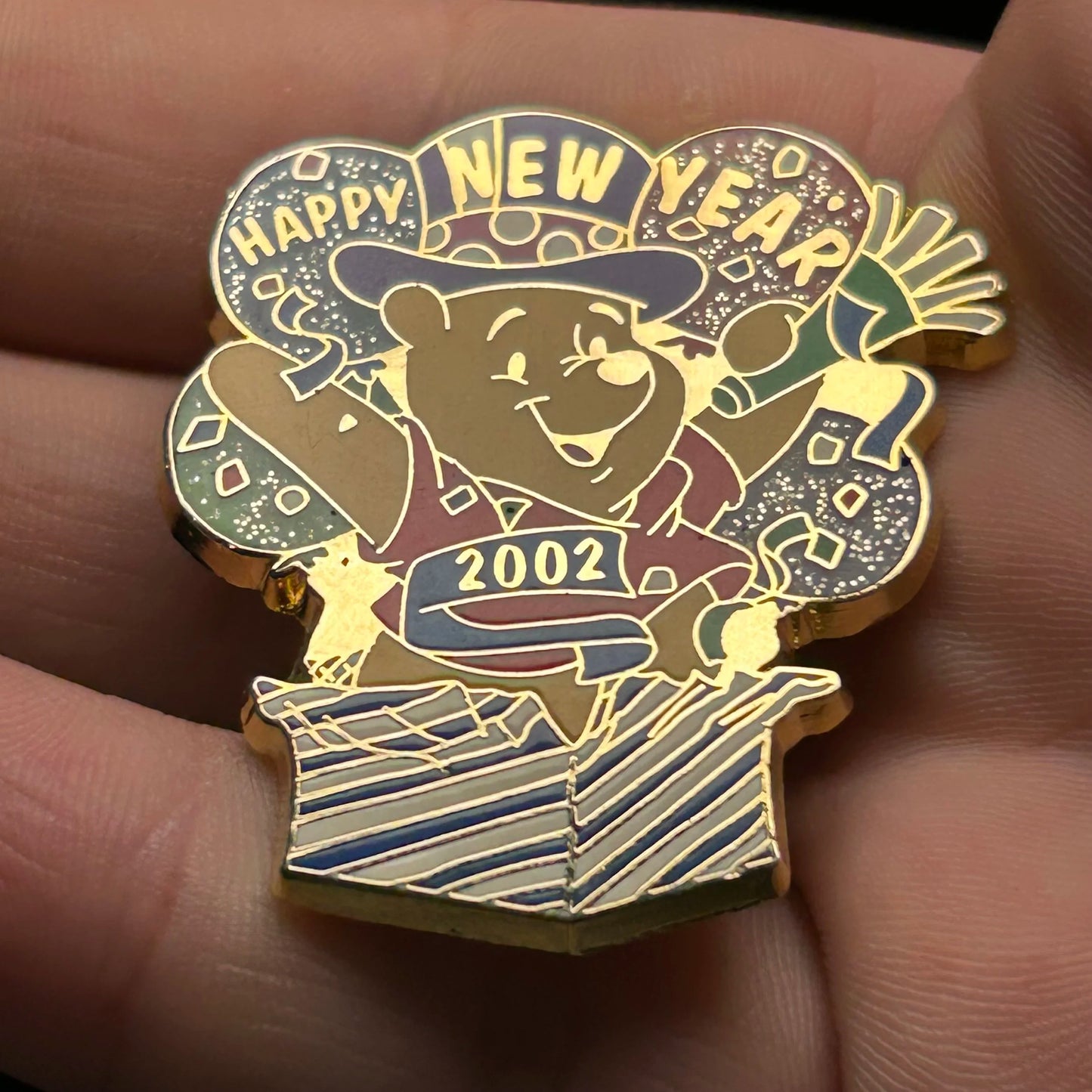 2002 - Winnie The Pooh Happy New Year - Disney Pin