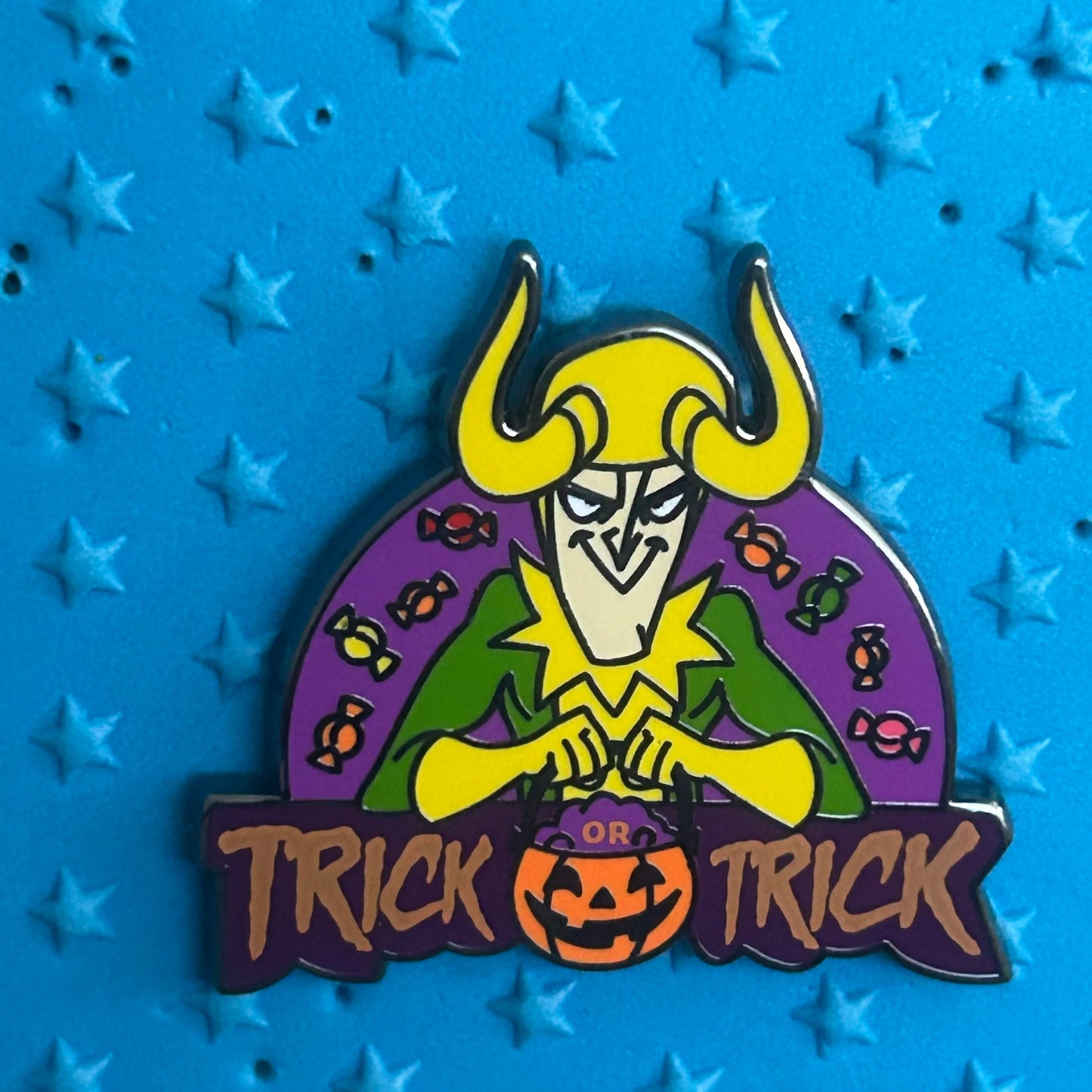 2024 - Loki - Halloween - Trick or Treat - Marvel - Disney Pin