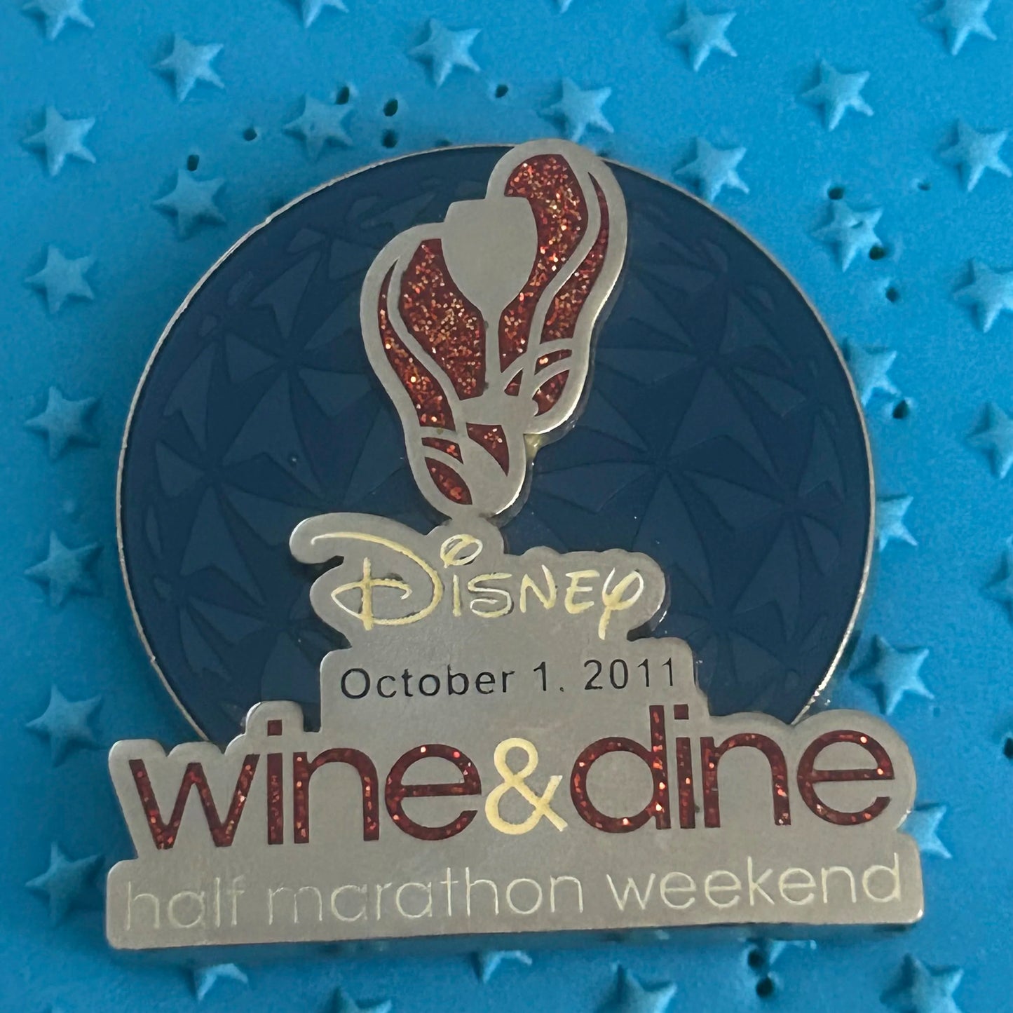 2011 - Spaceship Earth - Half Marathon Weekend - runDisney - LR - Disney Pin