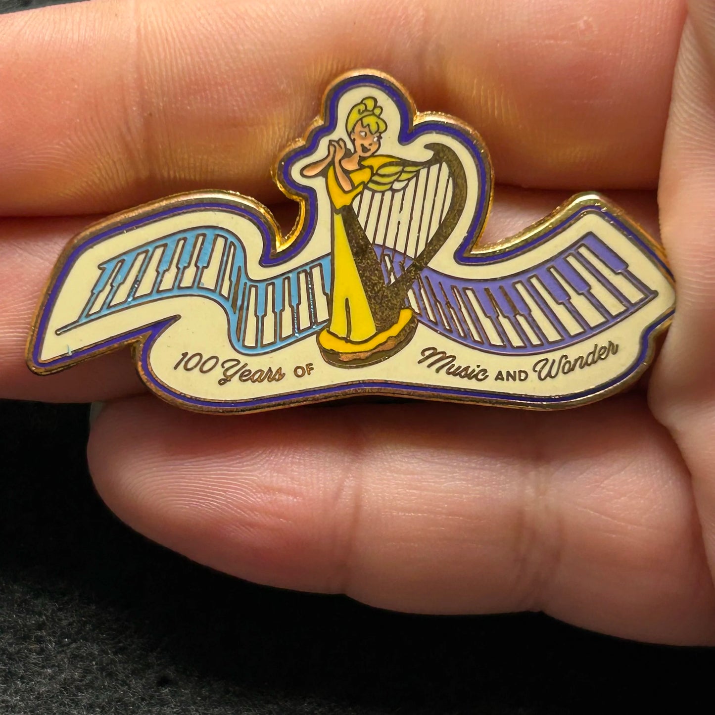 Loungefly - Golden Harp - Fun and Fancy Free - Disney Pin