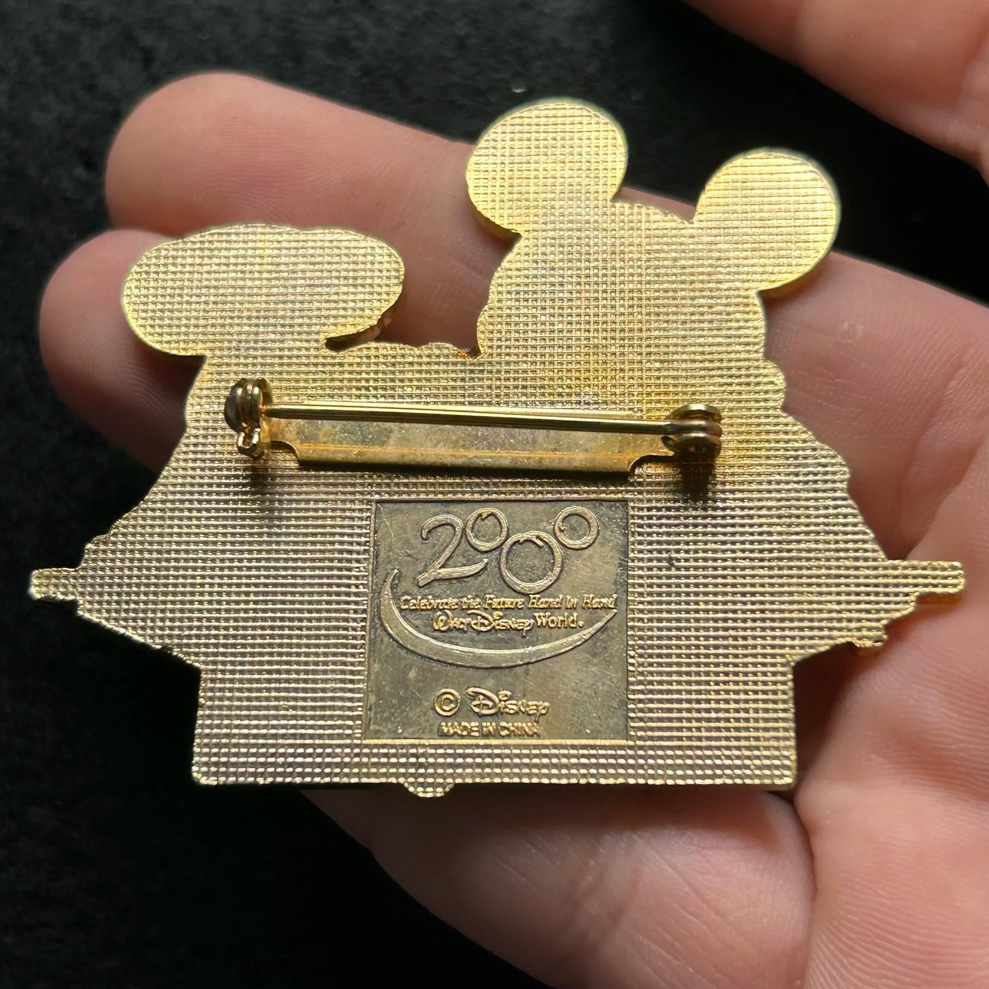 2000 - Mickey Mouse - 4 Parks - Disney Brooch