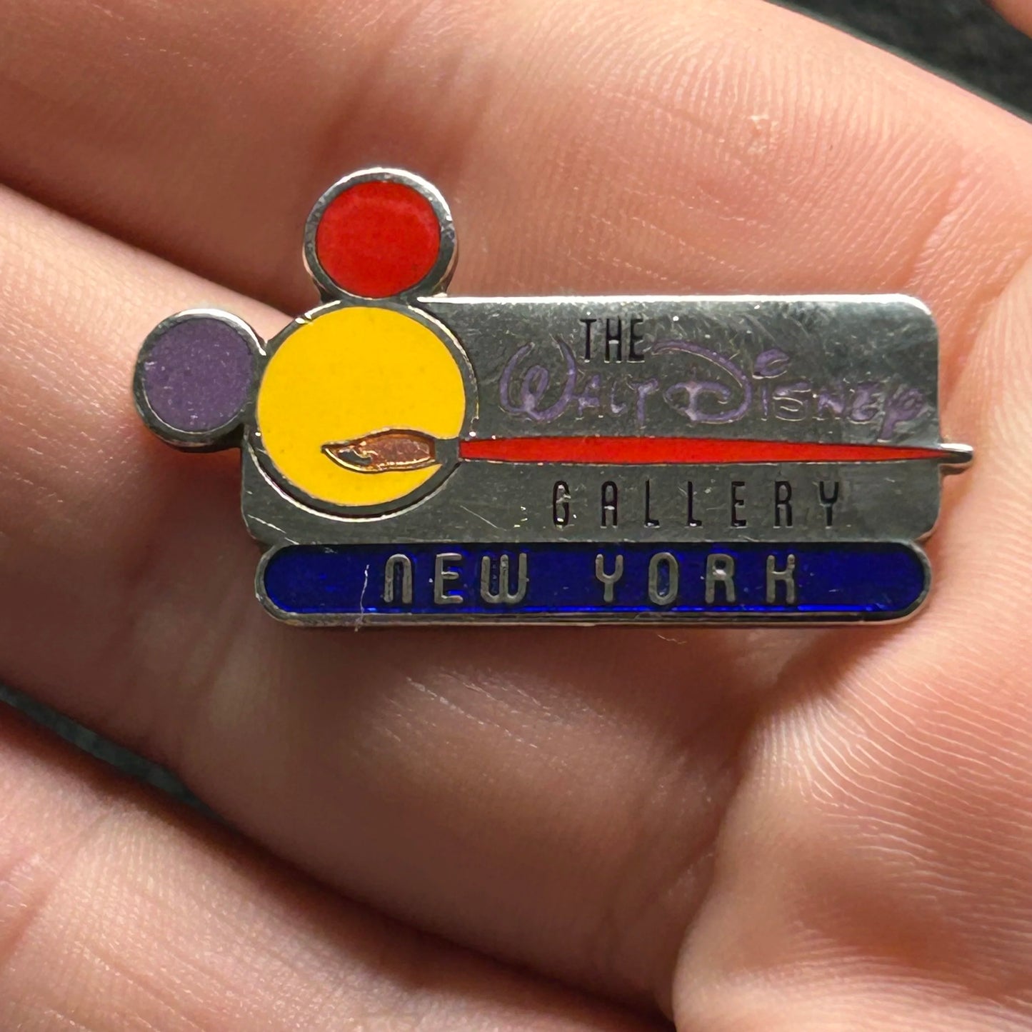1997 - Vintage - The Walt Disney Gallery - Paint Brush - New York - Disney Pin