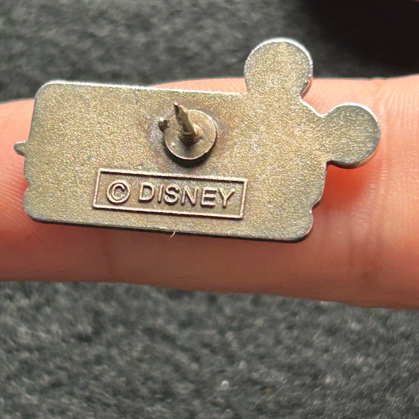 1997 - Vintage - The Walt Disney Gallery - Paint Brush - New York - Disney Pin