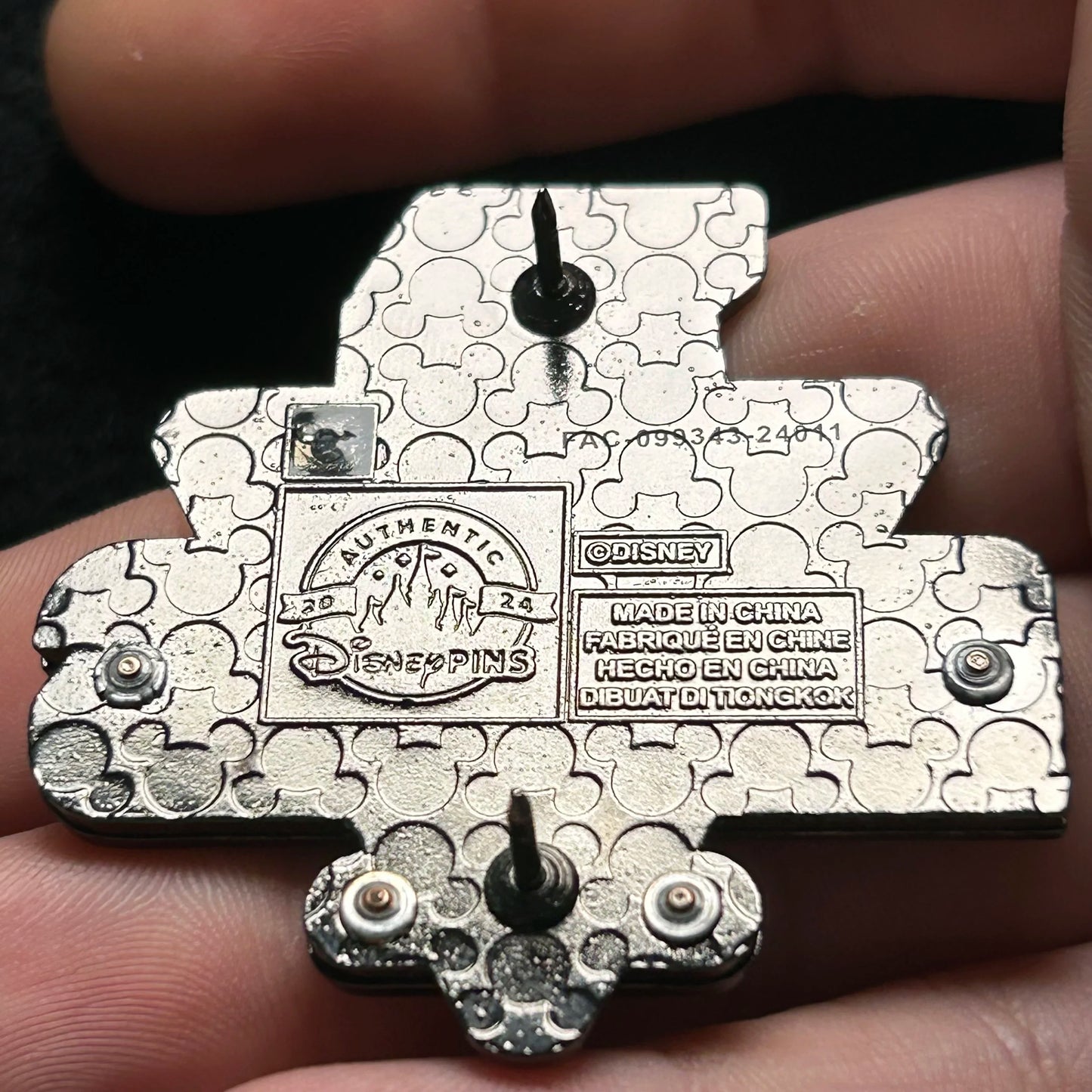 2024 - Tron - Flynn’s Arcade - Top Score Club - Disney Pin on Pin